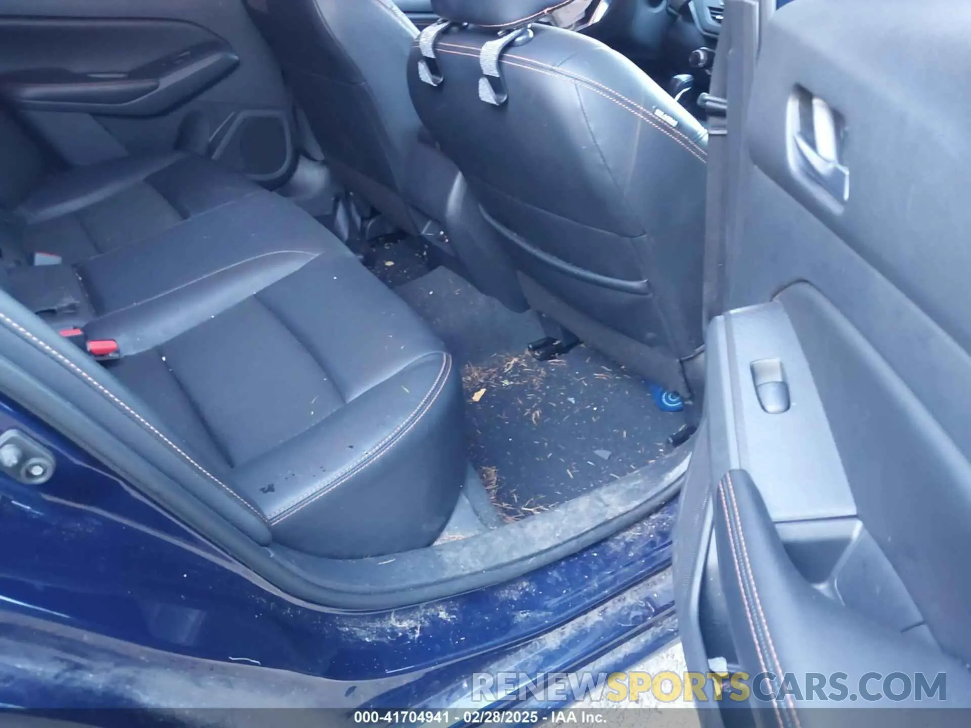 8 fotografías del automóvil dañado 1N4BL4CW8NN392278 NISSAN ALTIMA 2022