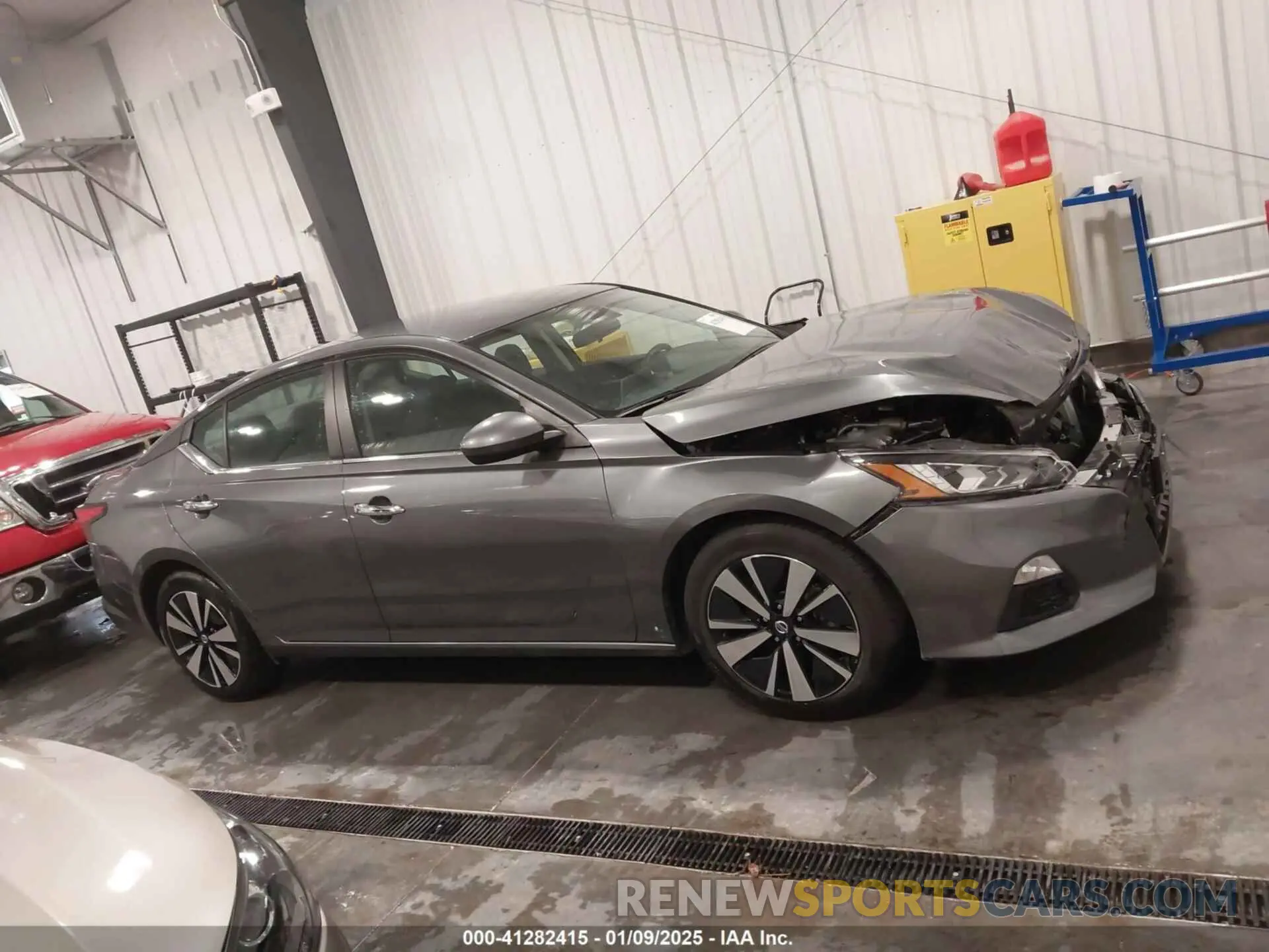 13 fotografías del automóvil dañado 1N4BL4DV2NN404818 NISSAN ALTIMA 2022