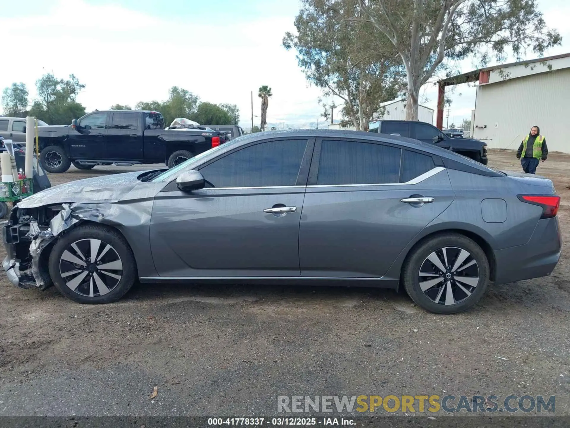 14 fotografías del automóvil dañado 1N4BL4DV3NN315243 NISSAN ALTIMA 2022