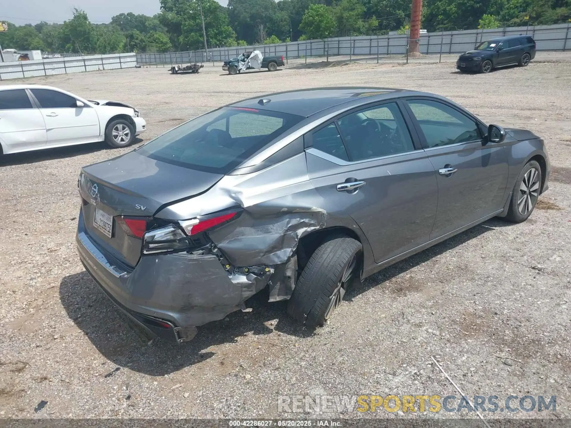 4 fotografías del automóvil dañado 1N4BL4DV4NN341723 NISSAN ALTIMA 2022