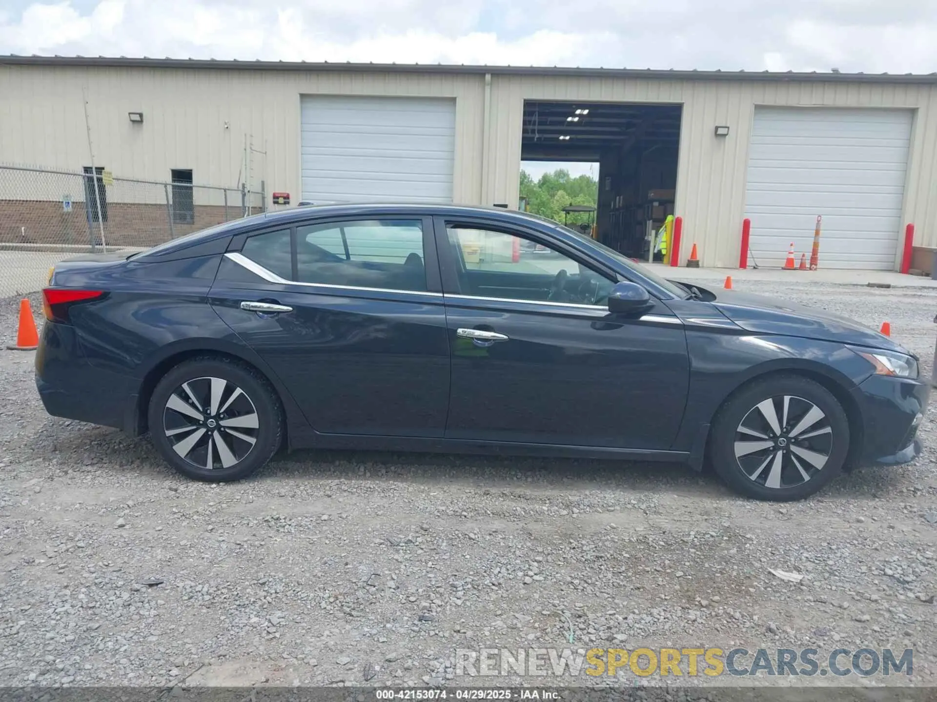 13 fotografías del automóvil dañado 1N4BL4DV5NN372589 NISSAN ALTIMA 2022