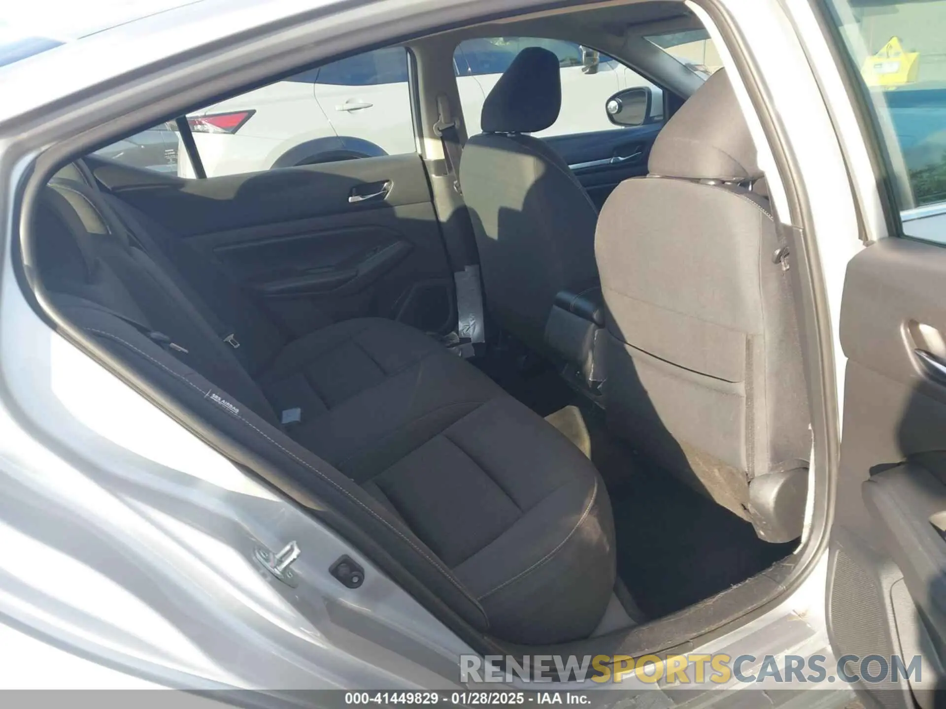 8 fotografías del automóvil dañado 1N4BL4DV6NN374898 NISSAN ALTIMA 2022