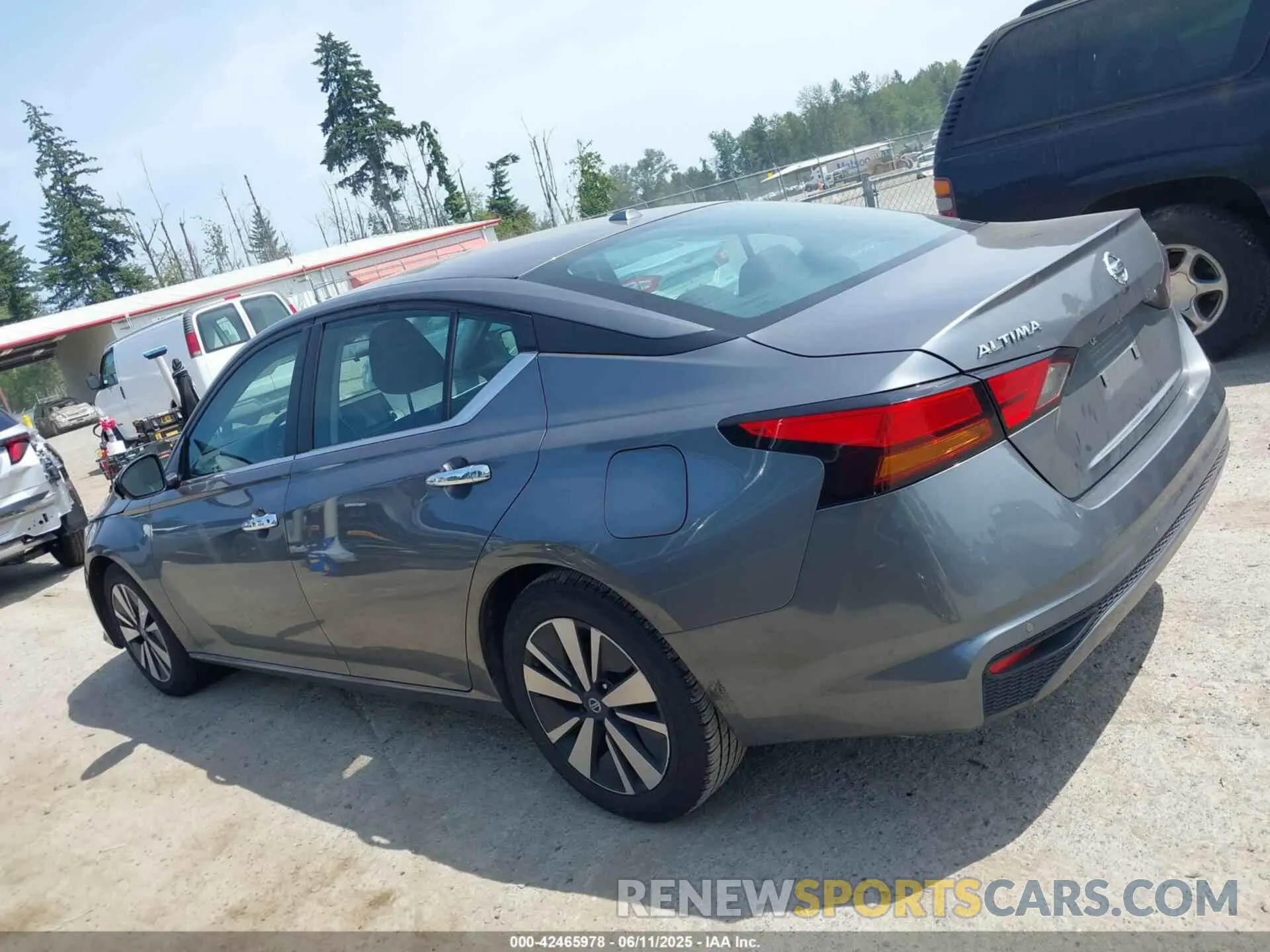 14 fotografías del automóvil dañado 1N4BL4DV6NN391166 NISSAN ALTIMA 2022