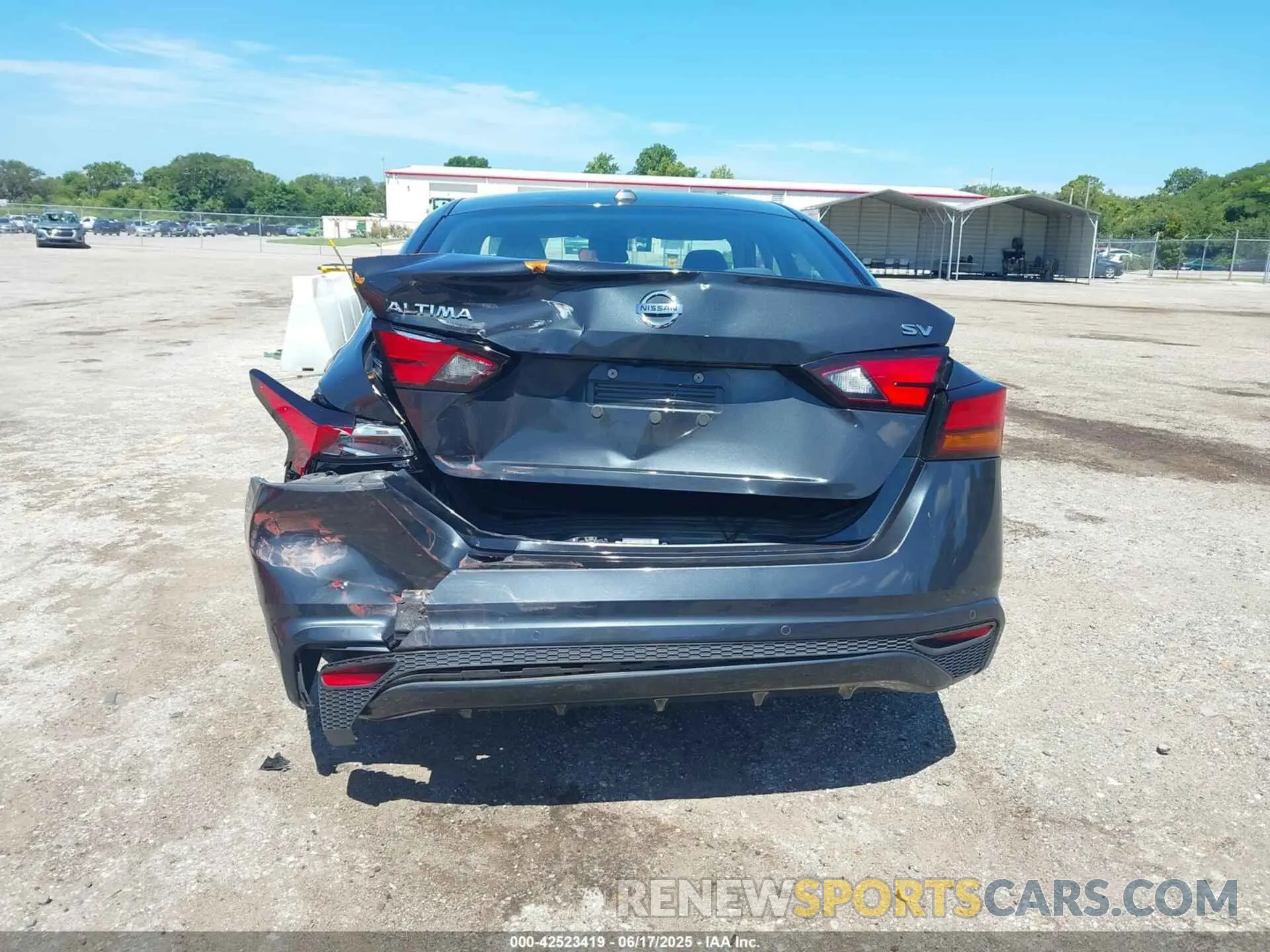 16 fotografías del automóvil dañado 1N4BL4DV7NN325015 NISSAN ALTIMA 2022