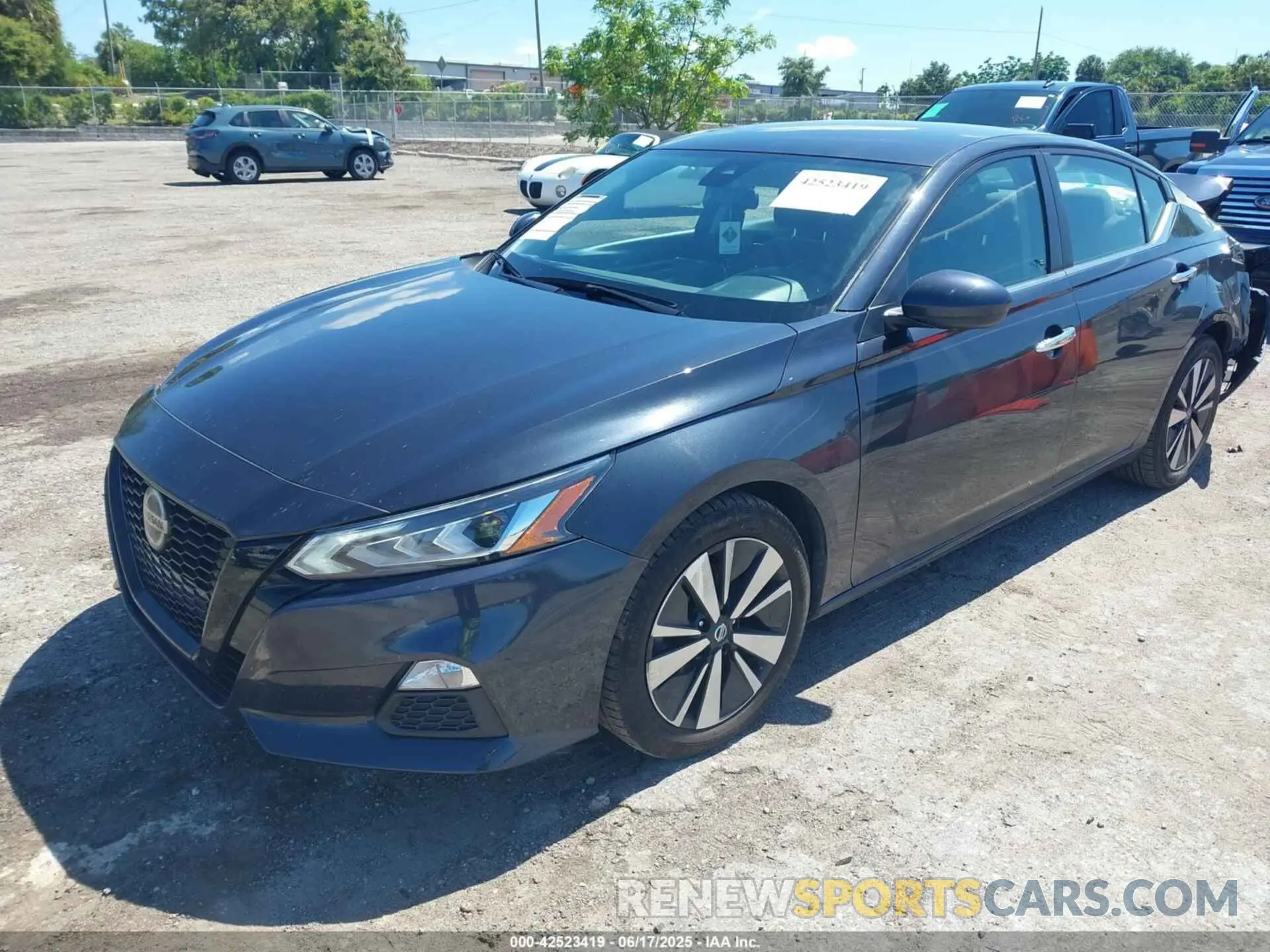 2 fotografías del automóvil dañado 1N4BL4DV7NN325015 NISSAN ALTIMA 2022