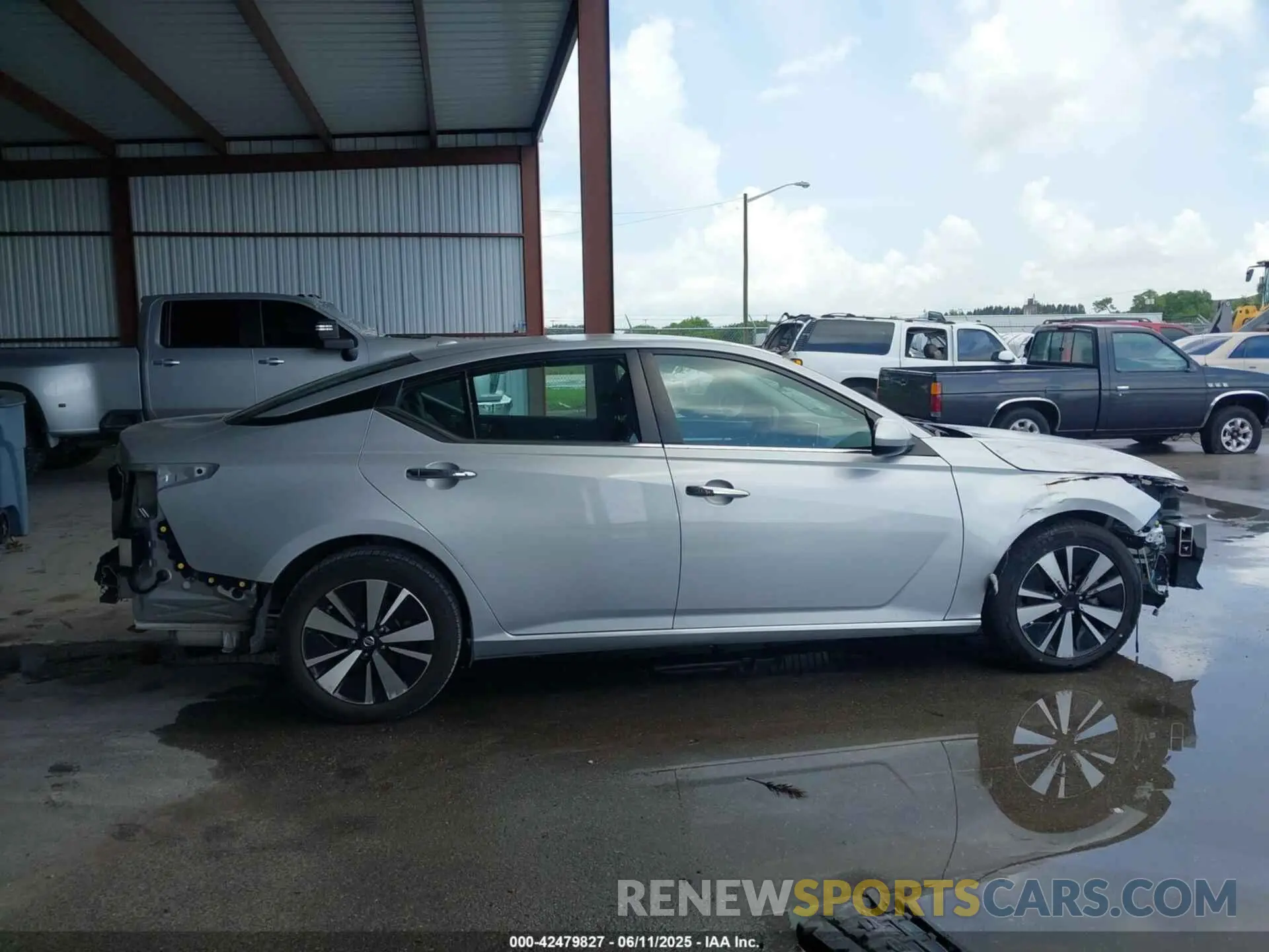 14 fotografías del automóvil dañado 1N4BL4DV8NN305632 NISSAN ALTIMA 2022