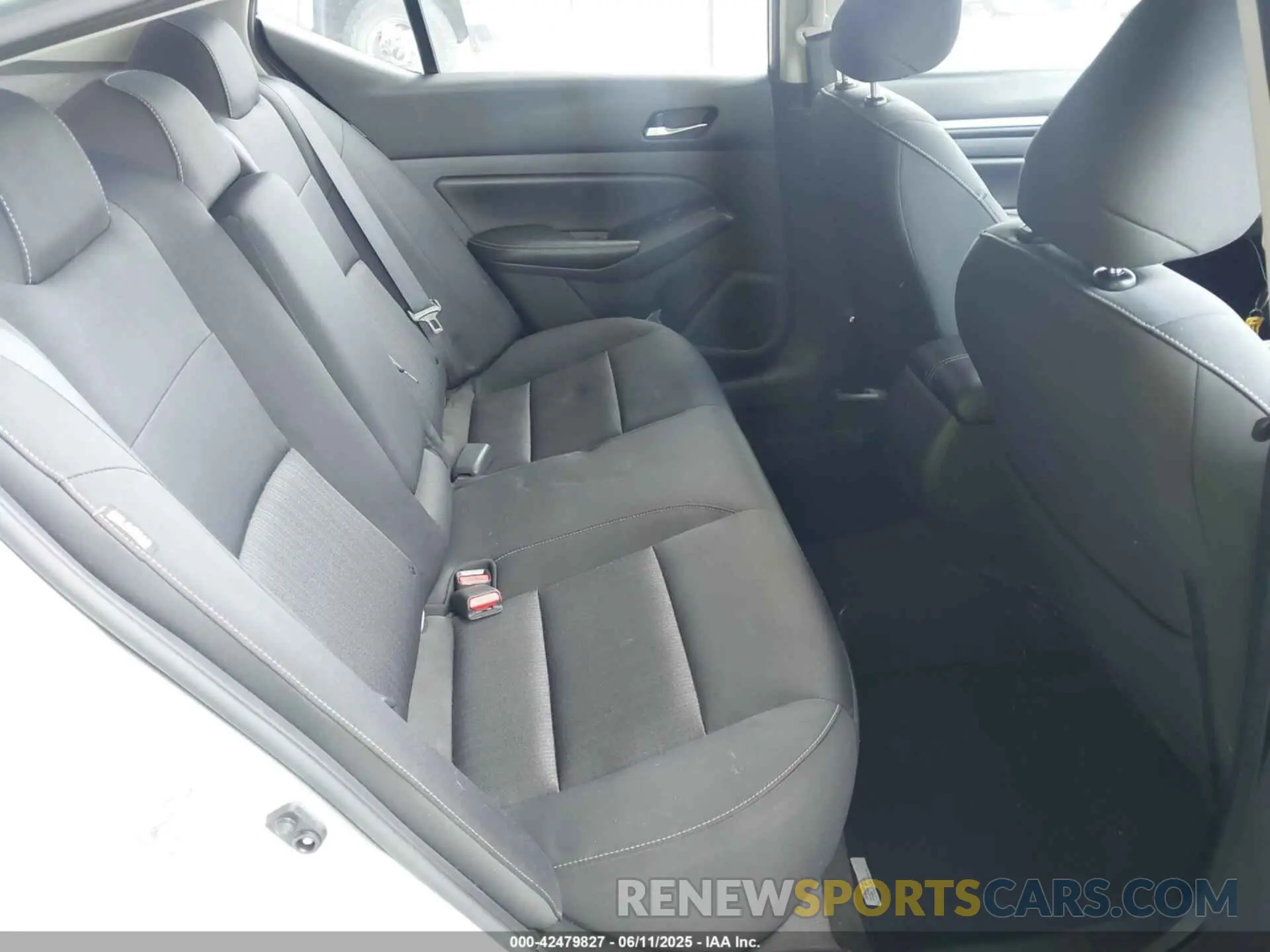 8 fotografías del automóvil dañado 1N4BL4DV8NN305632 NISSAN ALTIMA 2022