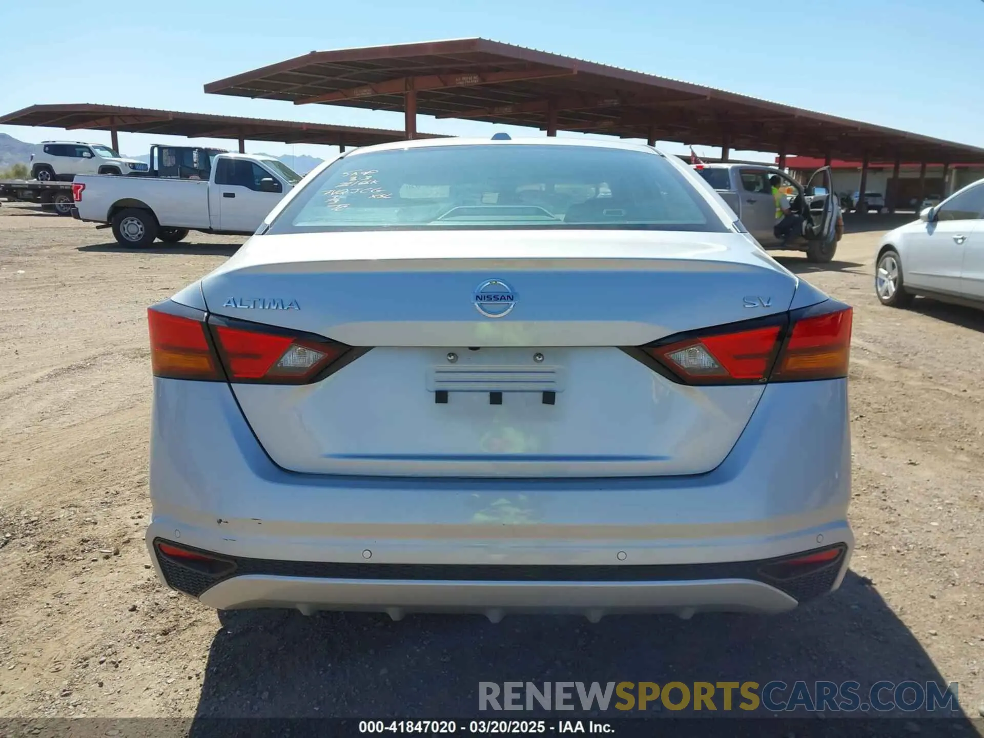 16 fotografías del automóvil dañado 1N4BL4DV8NN339621 NISSAN ALTIMA 2022