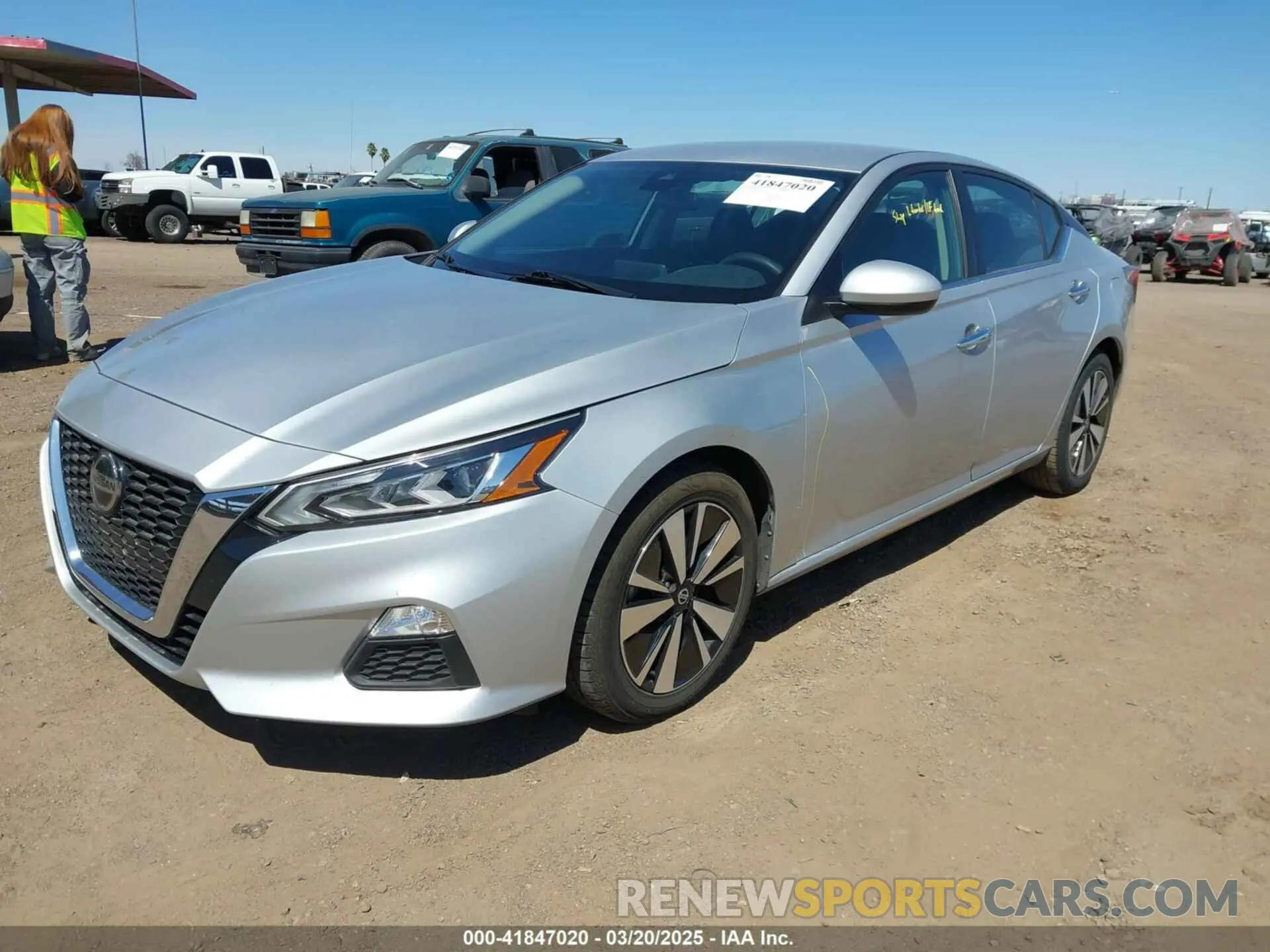 2 fotografías del automóvil dañado 1N4BL4DV8NN339621 NISSAN ALTIMA 2022