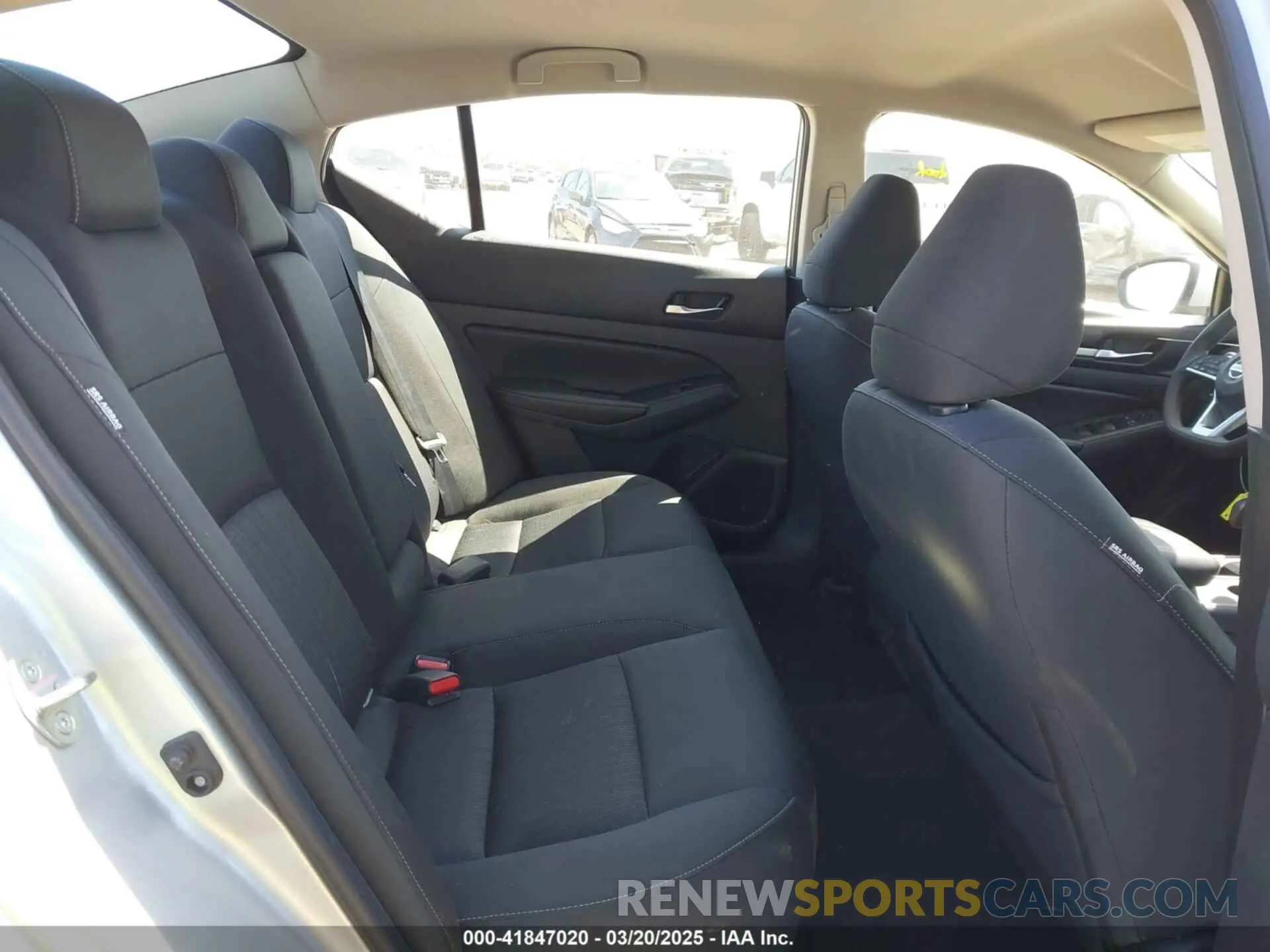 8 fotografías del automóvil dañado 1N4BL4DV8NN339621 NISSAN ALTIMA 2022