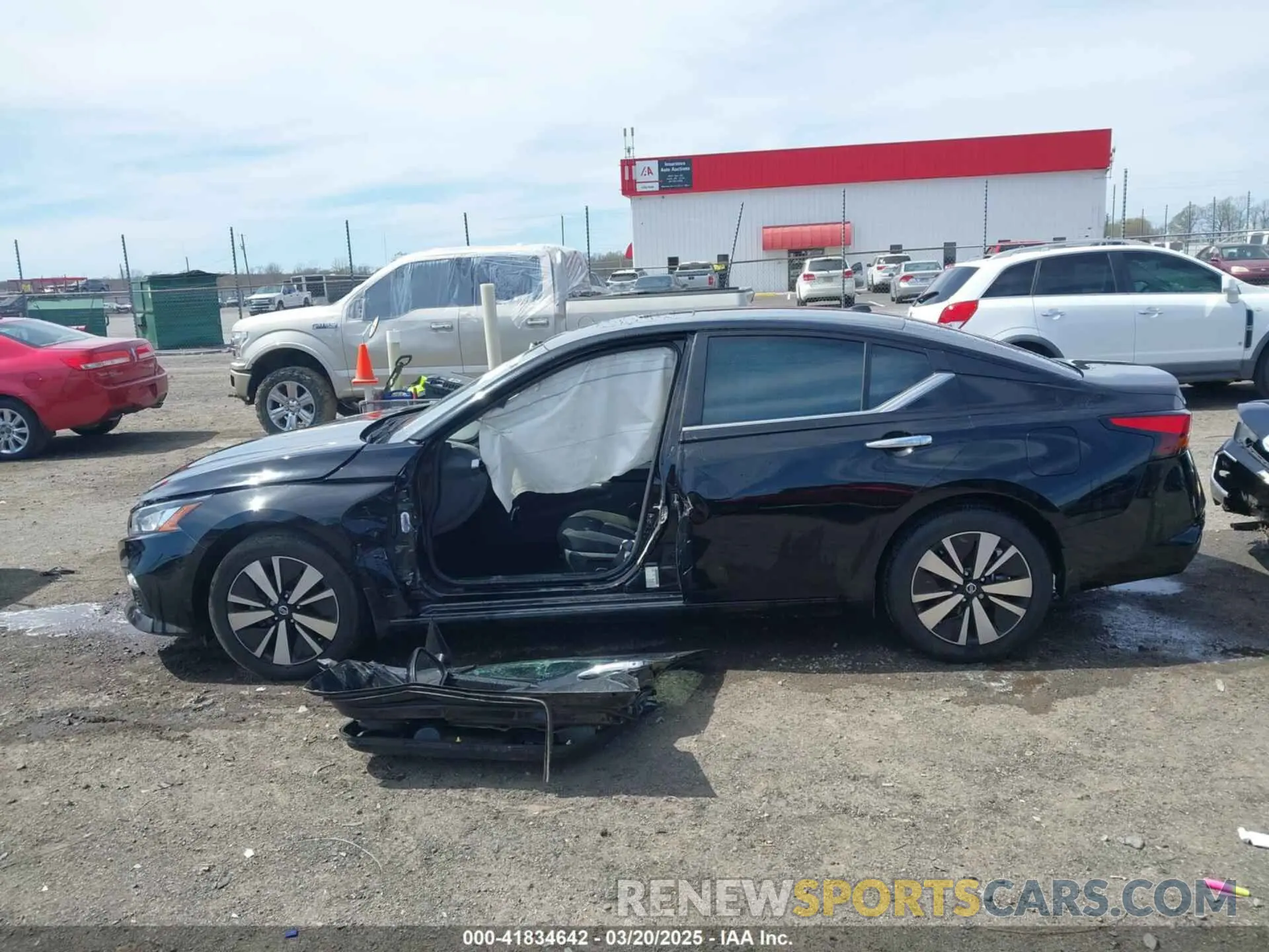 14 fotografías del automóvil dañado 1N4BL4DV9NN366746 NISSAN ALTIMA 2022