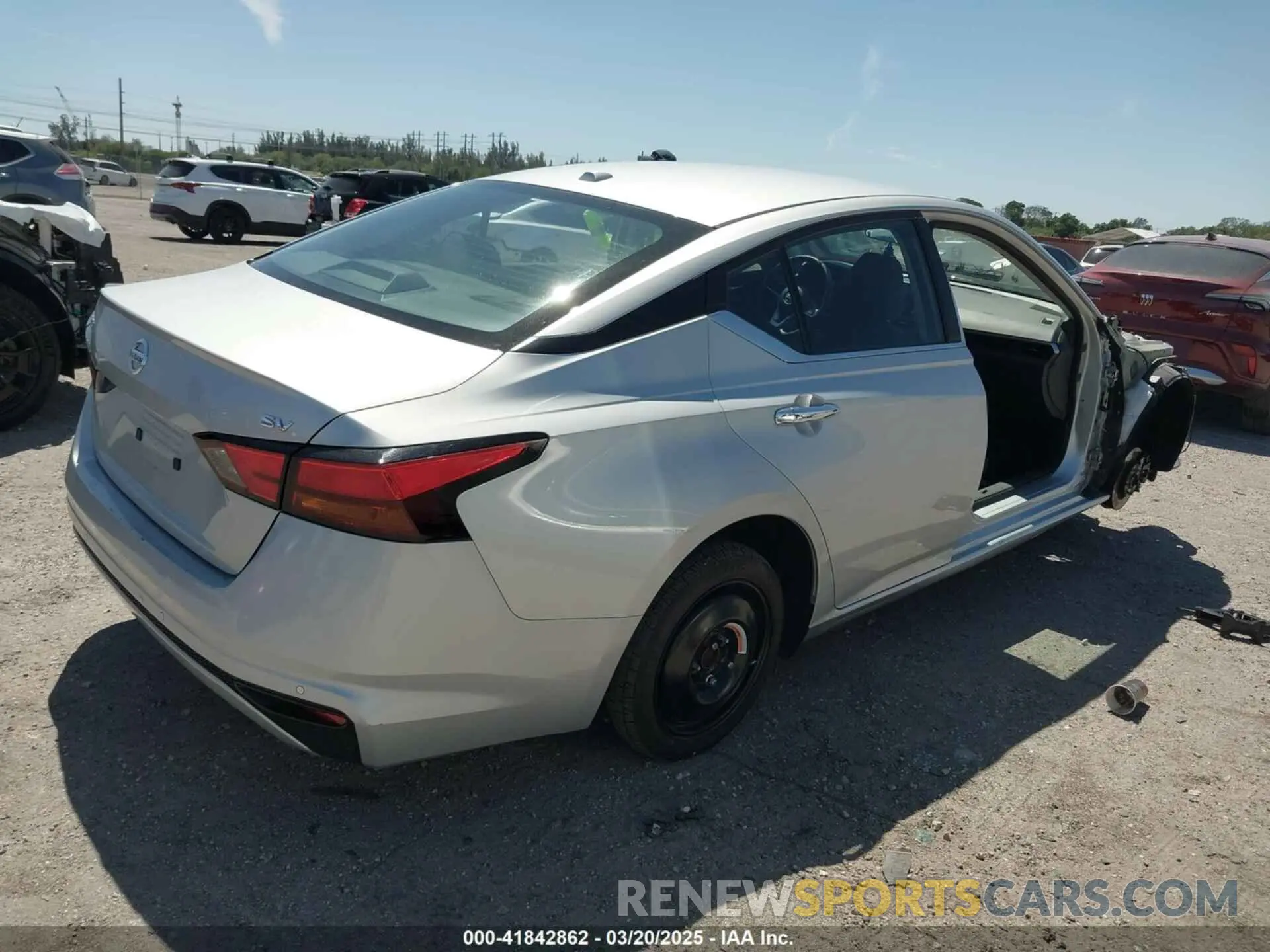 4 fotografías del automóvil dañado 1N4BL4DV9NN395888 NISSAN ALTIMA 2022