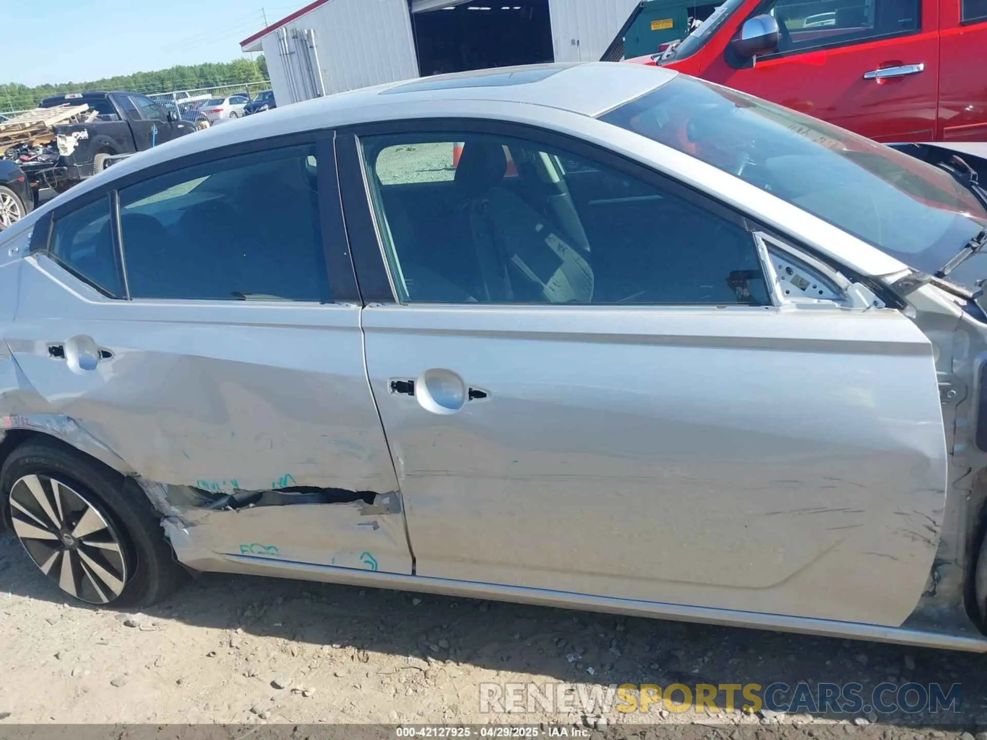 14 fotografías del automóvil dañado 1N4BL4DVXNN308841 NISSAN ALTIMA 2022