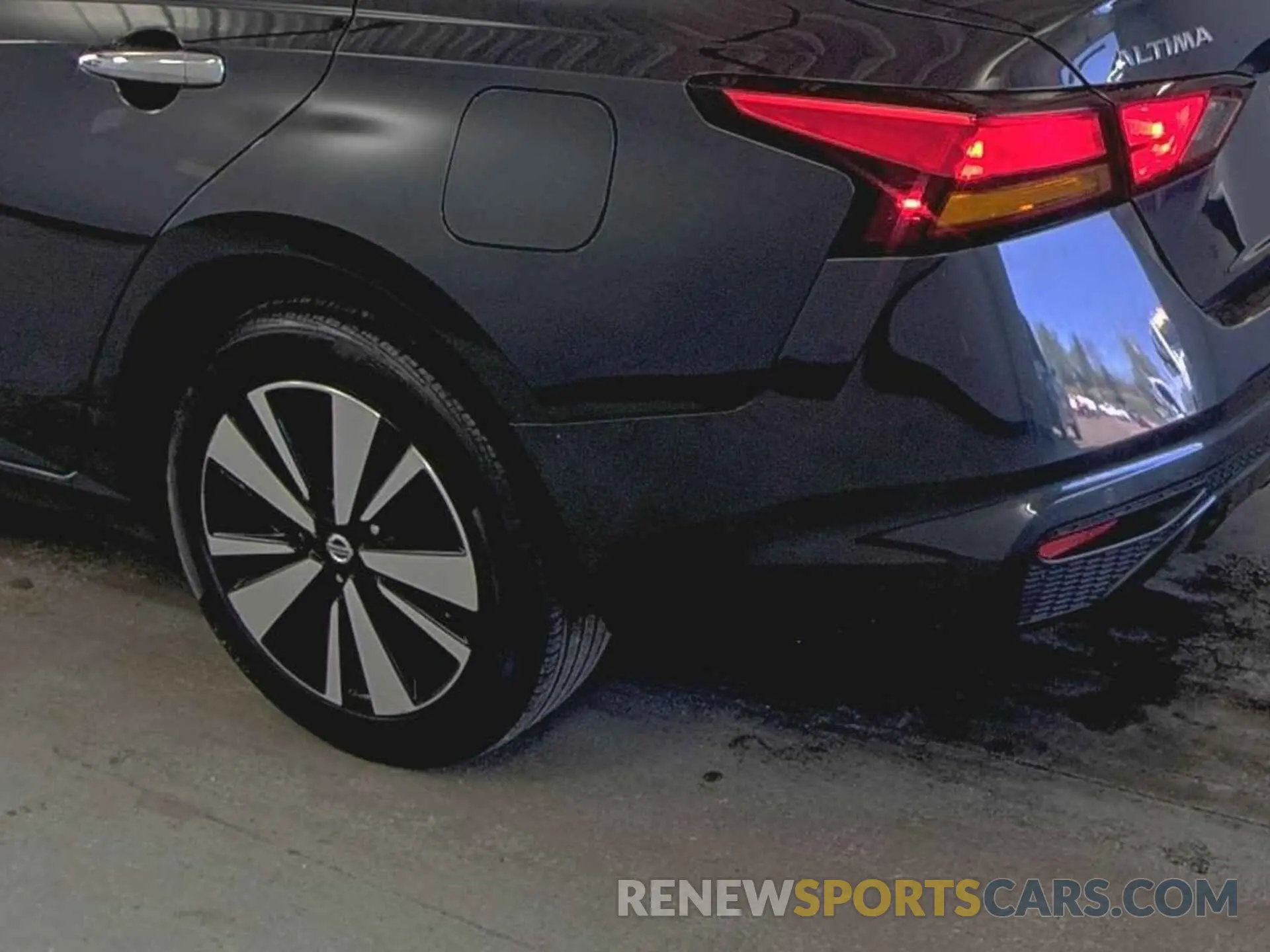 18 fotografías del automóvil dañado 1N4BL4DW1NN378107 NISSAN ALTIMA 2022