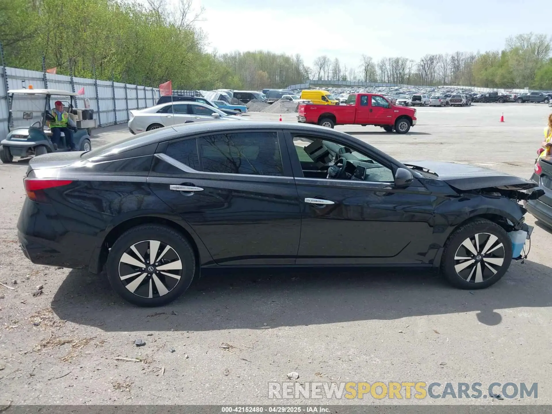 13 fotografías del automóvil dañado 1N4BL4DW5NN338435 NISSAN ALTIMA 2022