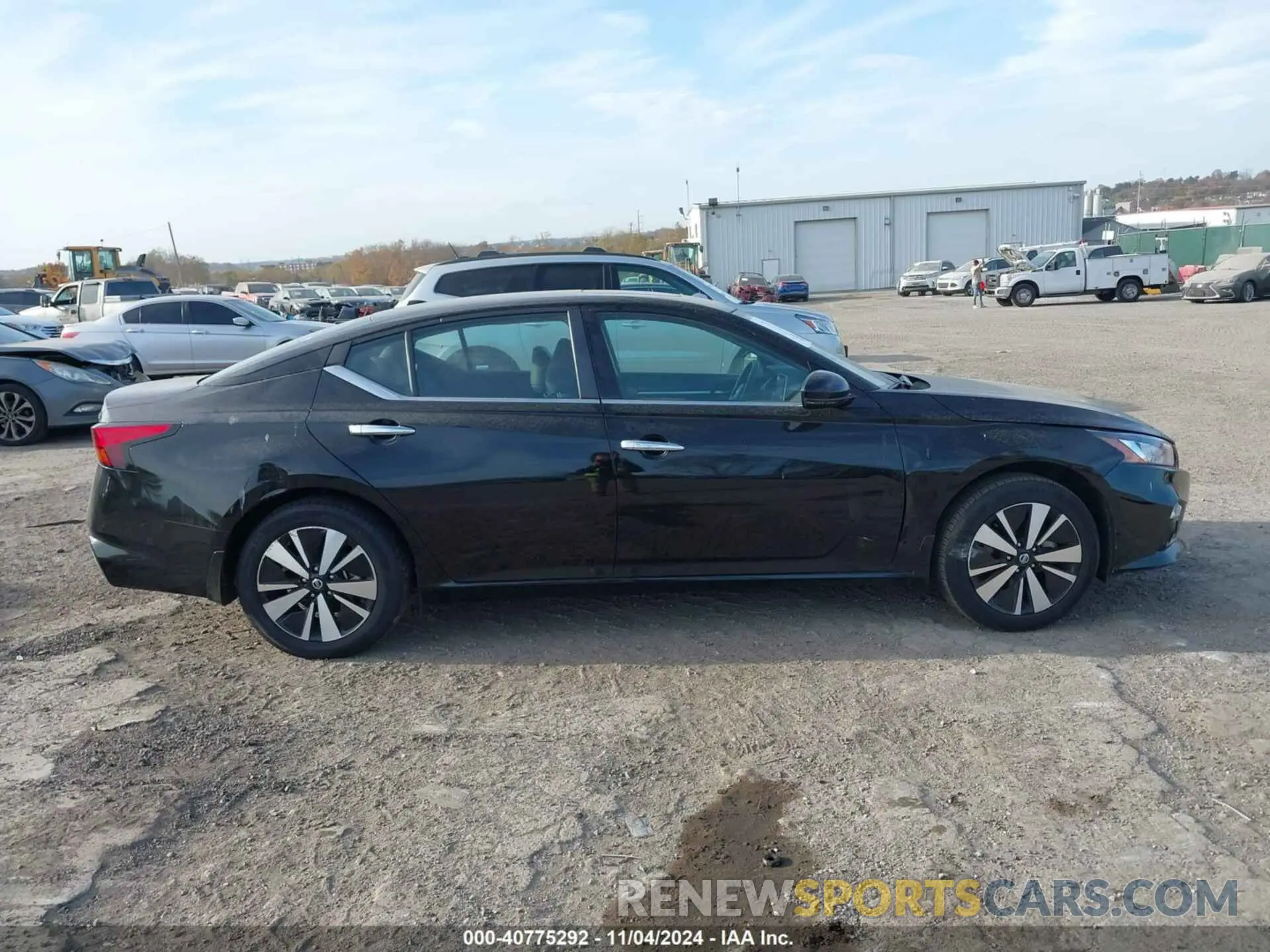 13 fotografías del automóvil dañado 1N4BL4EW1NN311523 NISSAN ALTIMA 2022
