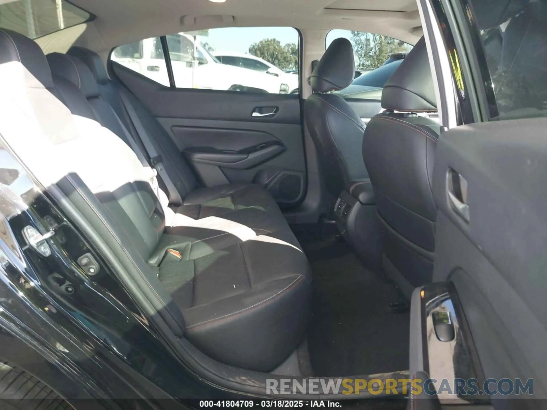 8 fotografías del automóvil dañado 1N4AL4CV1PN304189 NISSAN ALTIMA 2023
