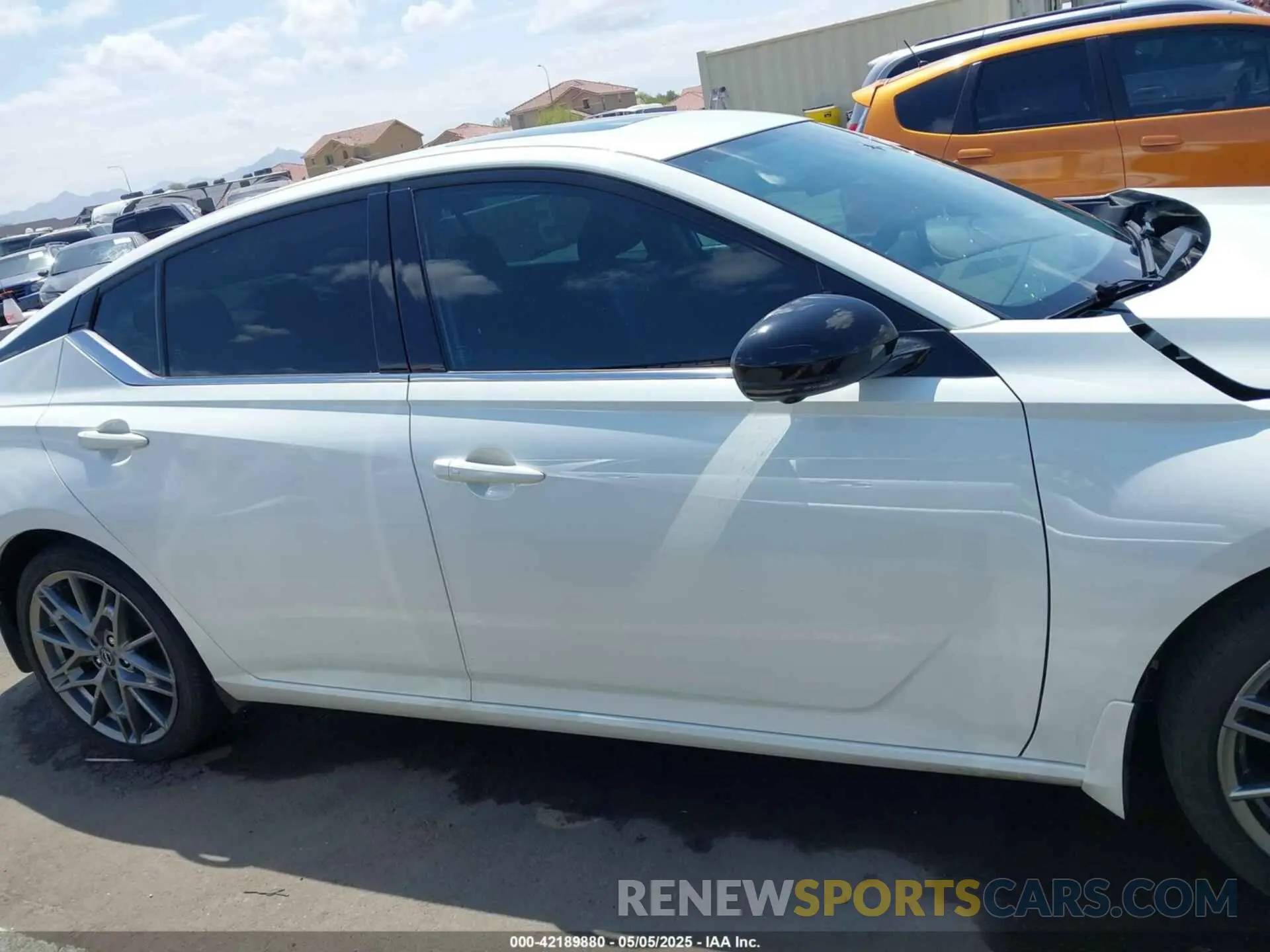 14 fotografías del automóvil dañado 1N4AL4CV3PN327621 NISSAN ALTIMA 2023