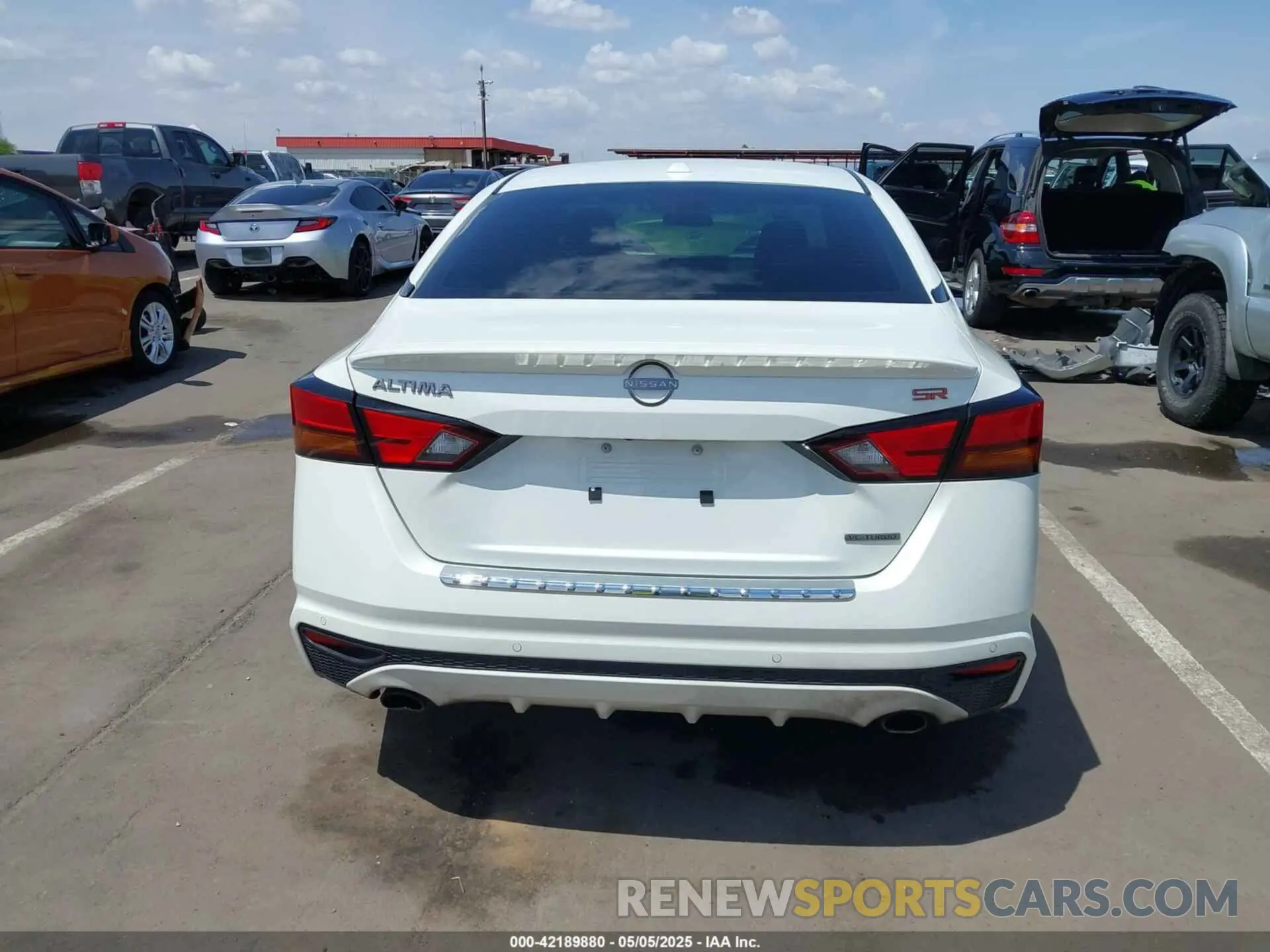 17 fotografías del automóvil dañado 1N4AL4CV3PN327621 NISSAN ALTIMA 2023