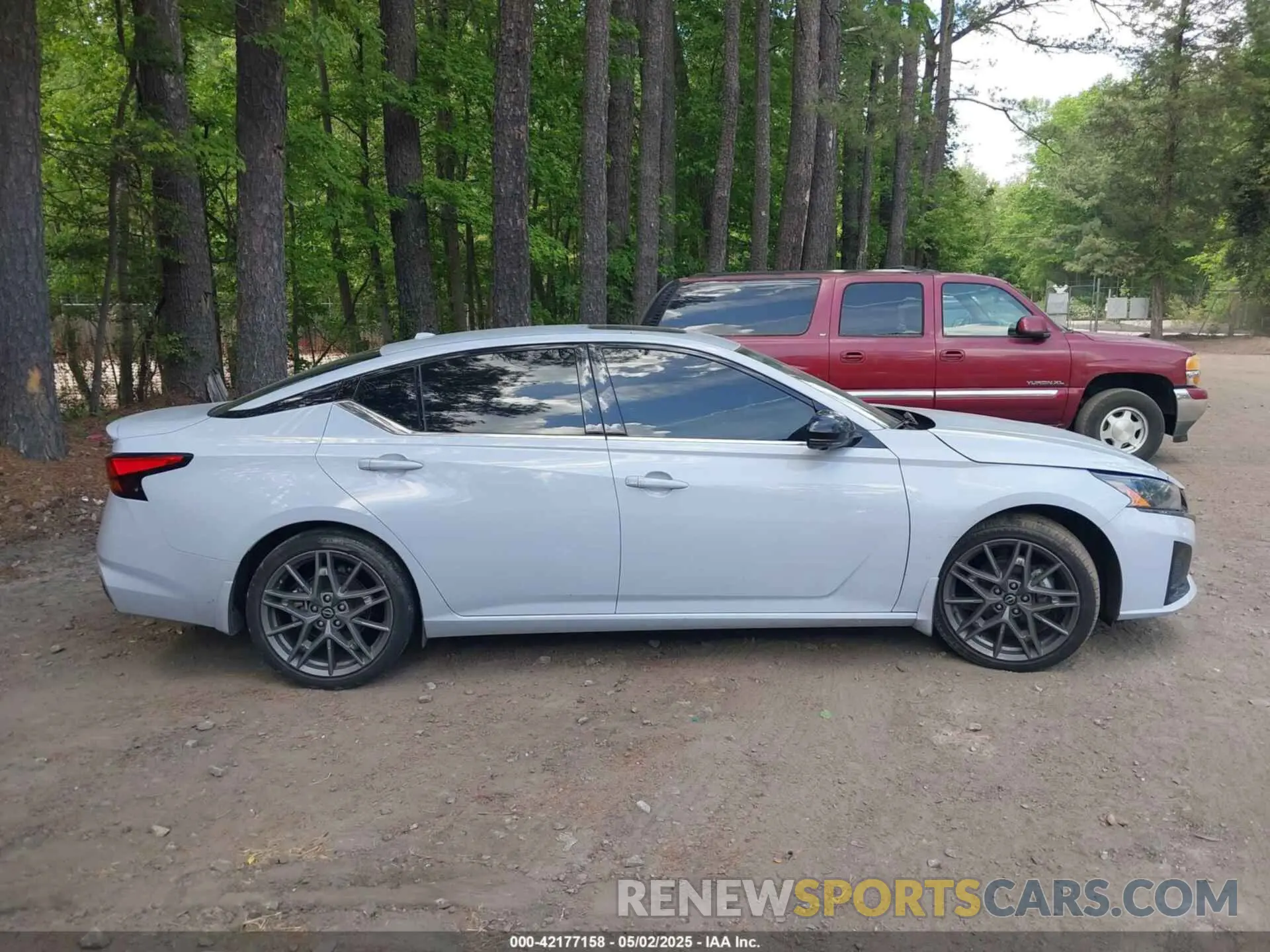 14 fotografías del automóvil dañado 1N4AL4CV6PN301305 NISSAN ALTIMA 2023