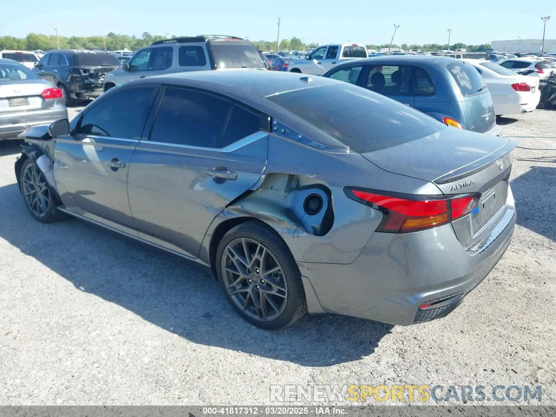 3 fotografías del automóvil dañado 1N4AL4CV9PN300276 NISSAN ALTIMA 2023