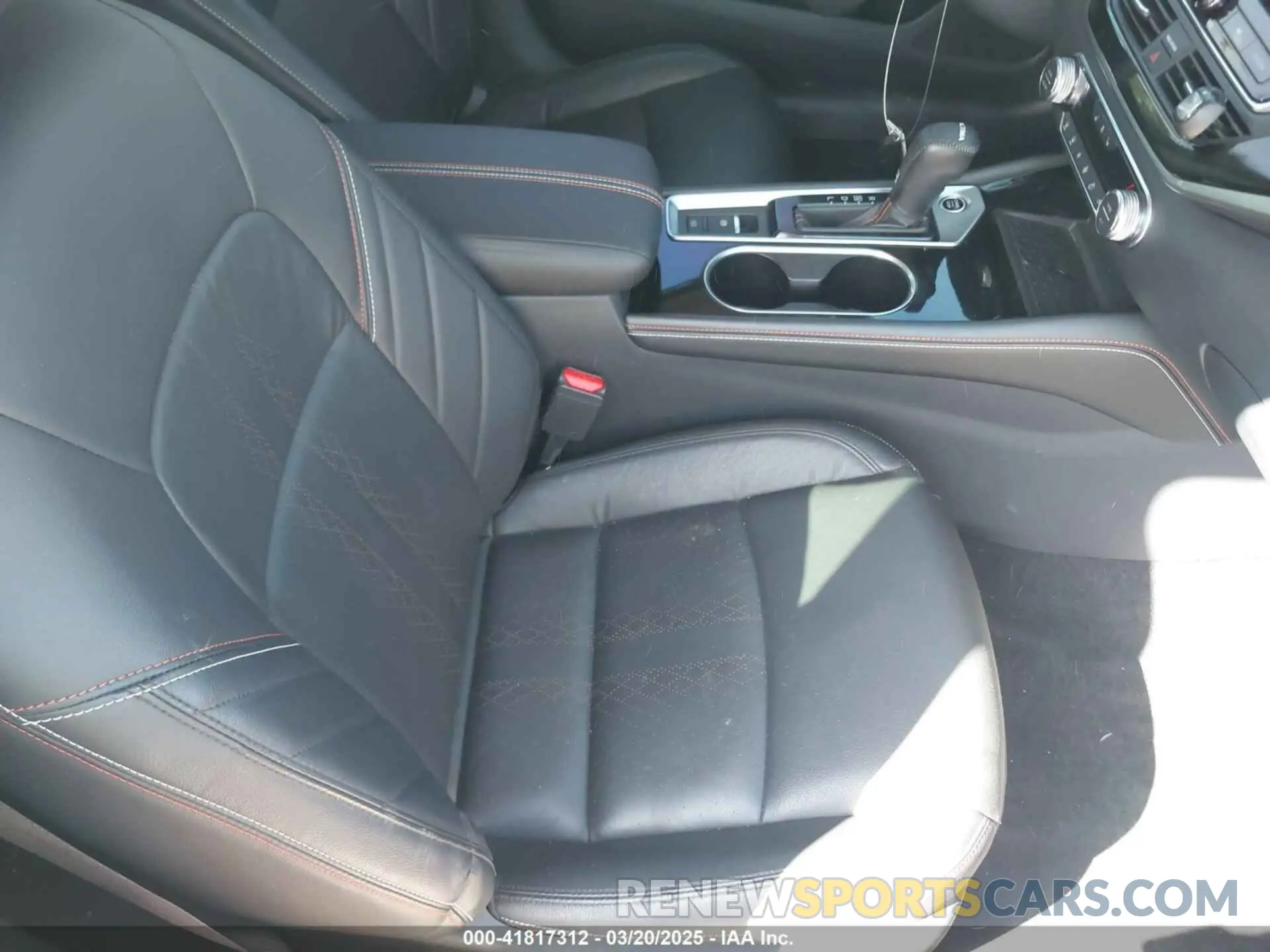 5 fotografías del automóvil dañado 1N4AL4CV9PN300276 NISSAN ALTIMA 2023