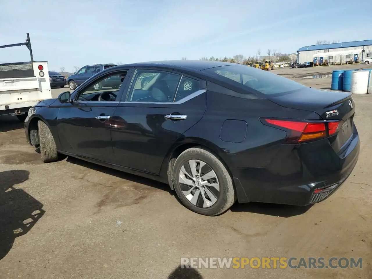 2 fotografías del automóvil dañado 1N4BL4BV0PN305632 NISSAN ALTIMA 2023
