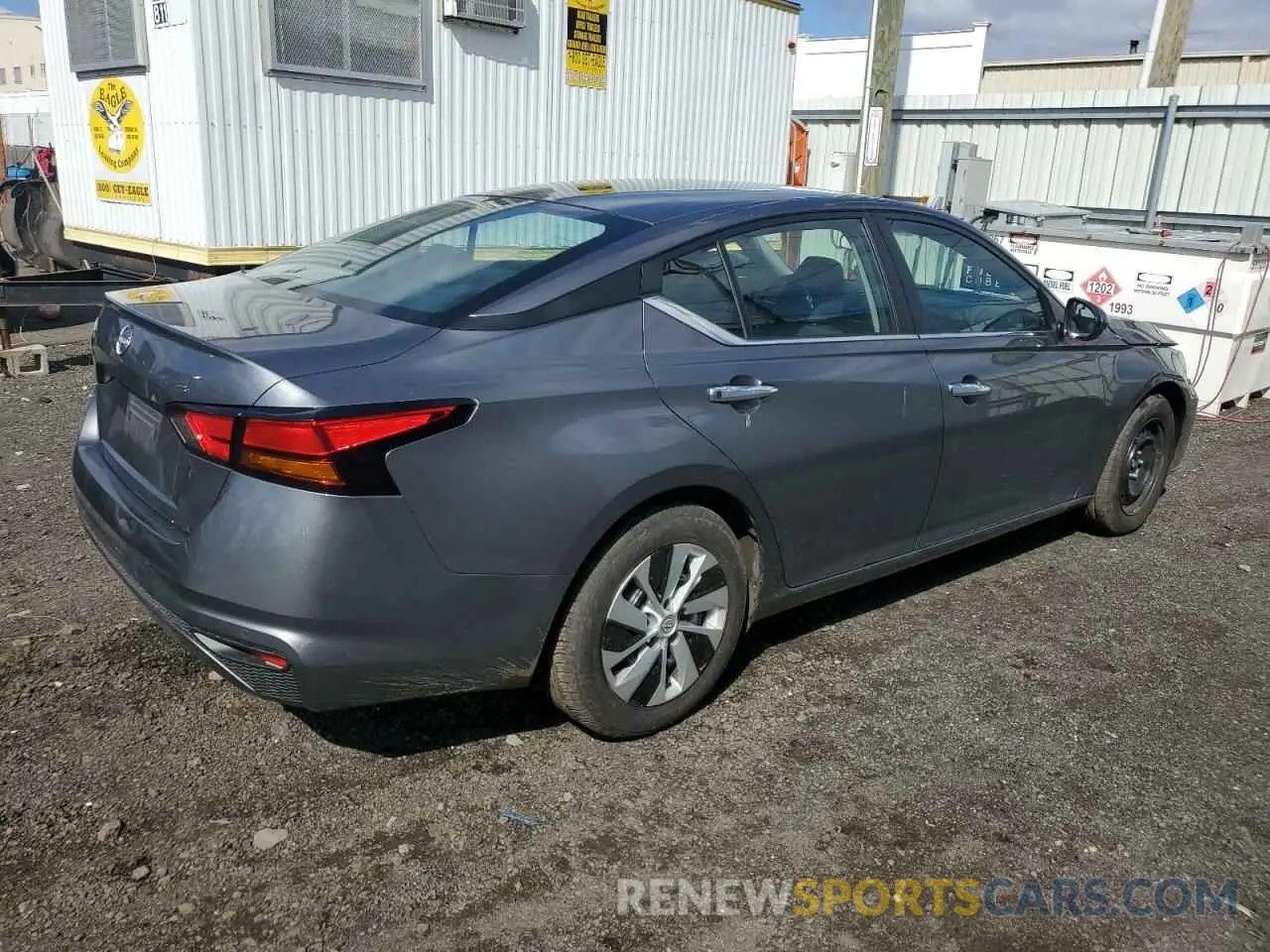 3 fotografías del automóvil dañado 1N4BL4BV0PN402068 NISSAN ALTIMA 2023