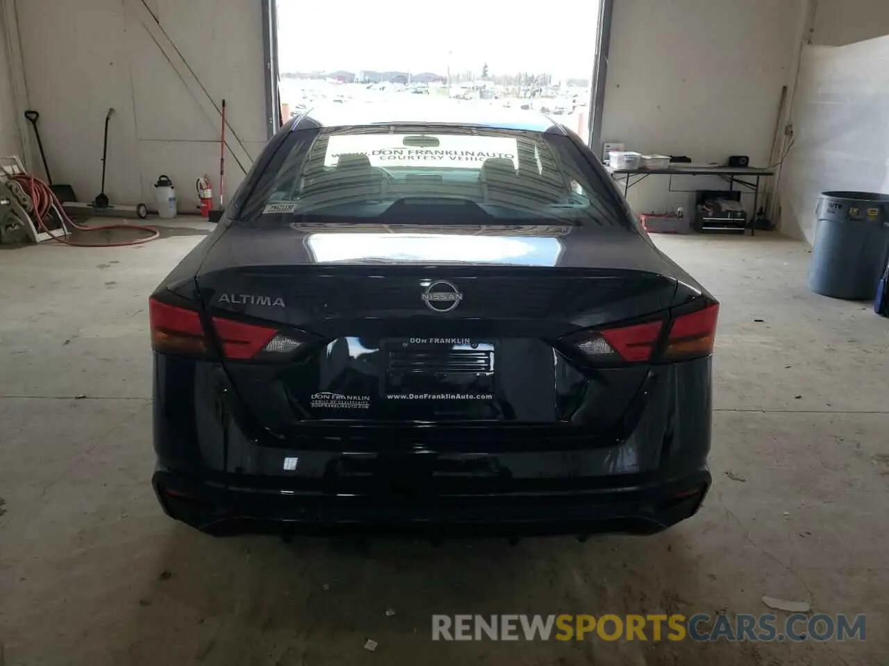 6 fotografías del automóvil dañado 1N4BL4BV1PN421180 NISSAN ALTIMA 2023