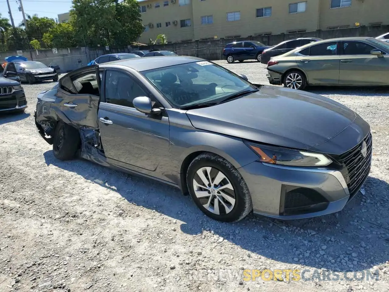 4 fotografías del automóvil dañado 1N4BL4BV1PN423964 NISSAN ALTIMA 2023