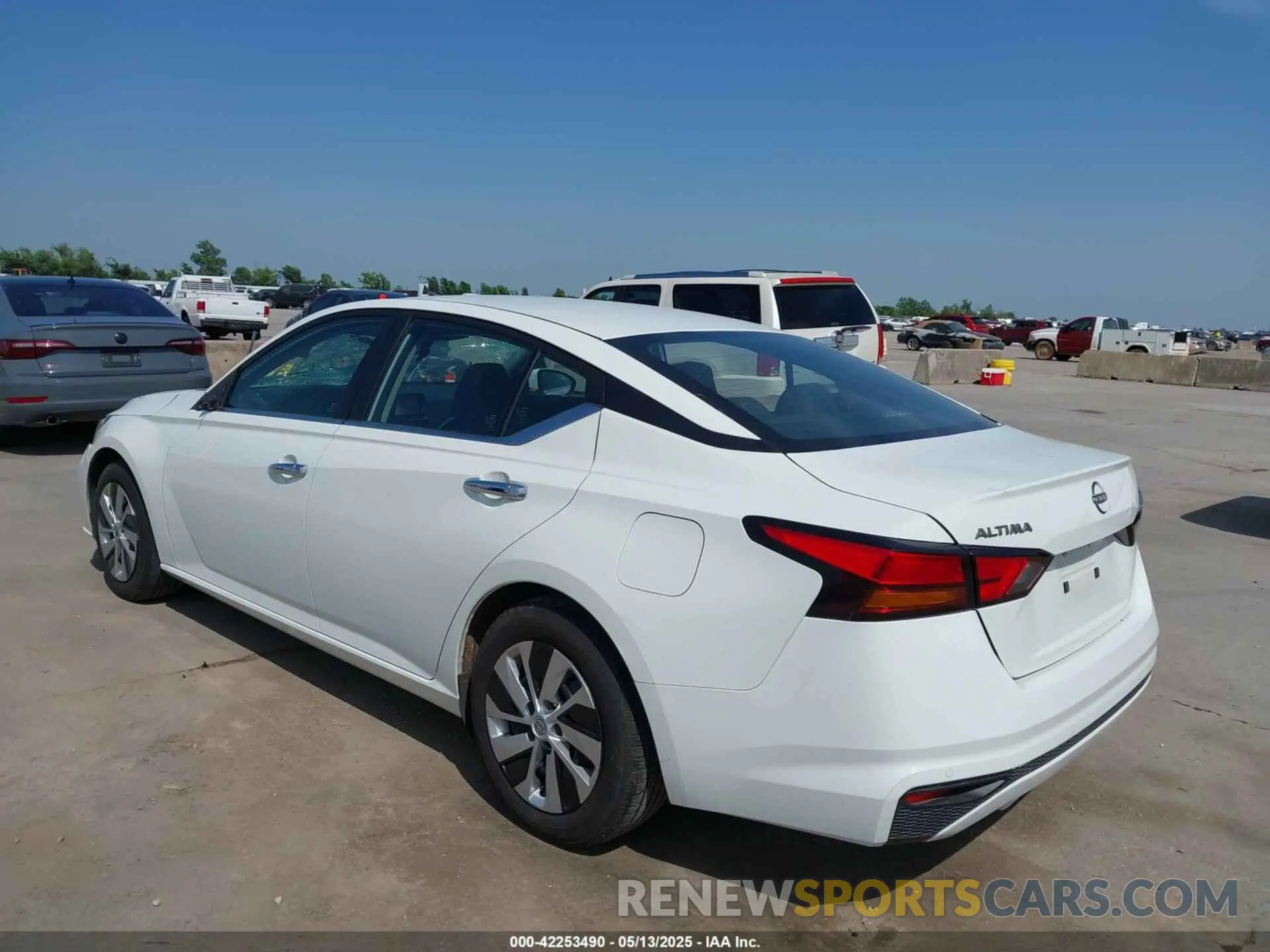 3 fotografías del automóvil dañado 1N4BL4BV3PN344781 NISSAN ALTIMA 2023