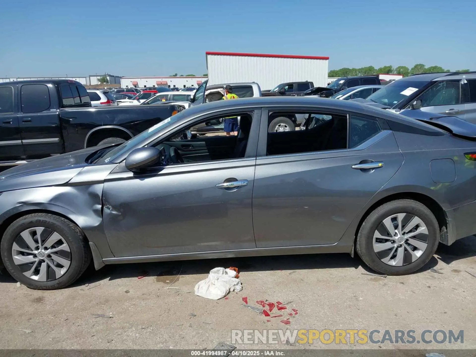 14 fotografías del automóvil dañado 1N4BL4BV3PN400475 NISSAN ALTIMA 2023