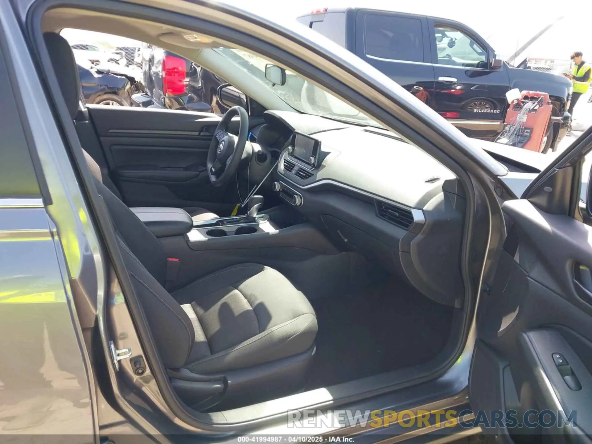 5 fotografías del automóvil dañado 1N4BL4BV3PN400475 NISSAN ALTIMA 2023