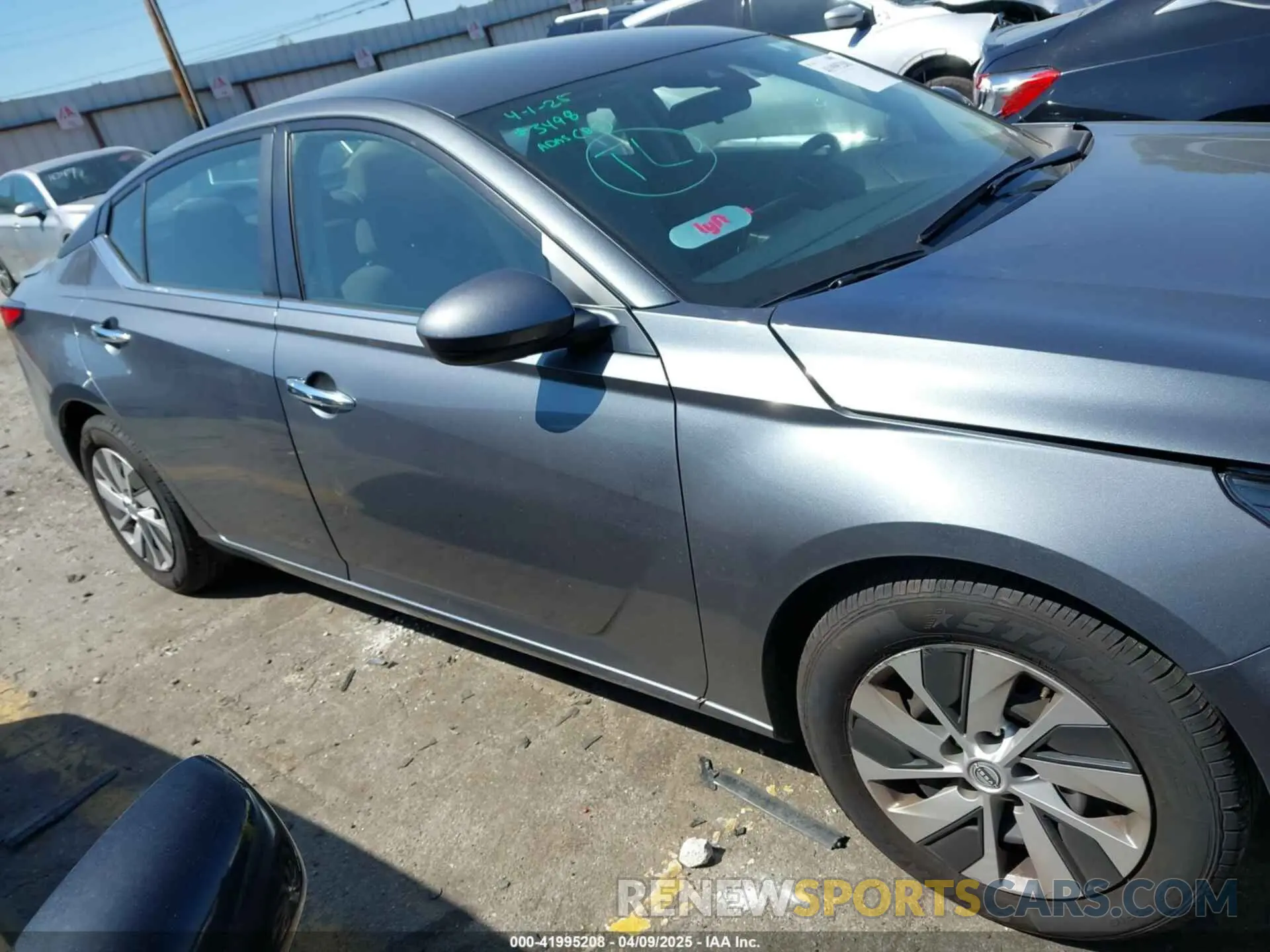 13 fotografías del automóvil dañado 1N4BL4BV4PN357555 NISSAN ALTIMA 2023