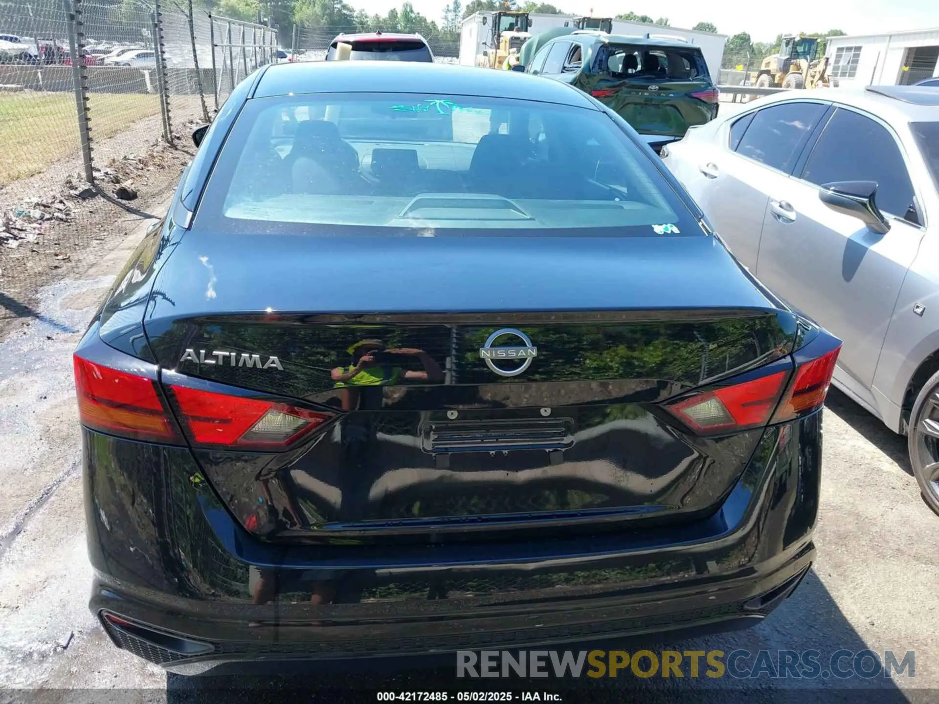 16 fotografías del automóvil dañado 1N4BL4BV5PN409260 NISSAN ALTIMA 2023