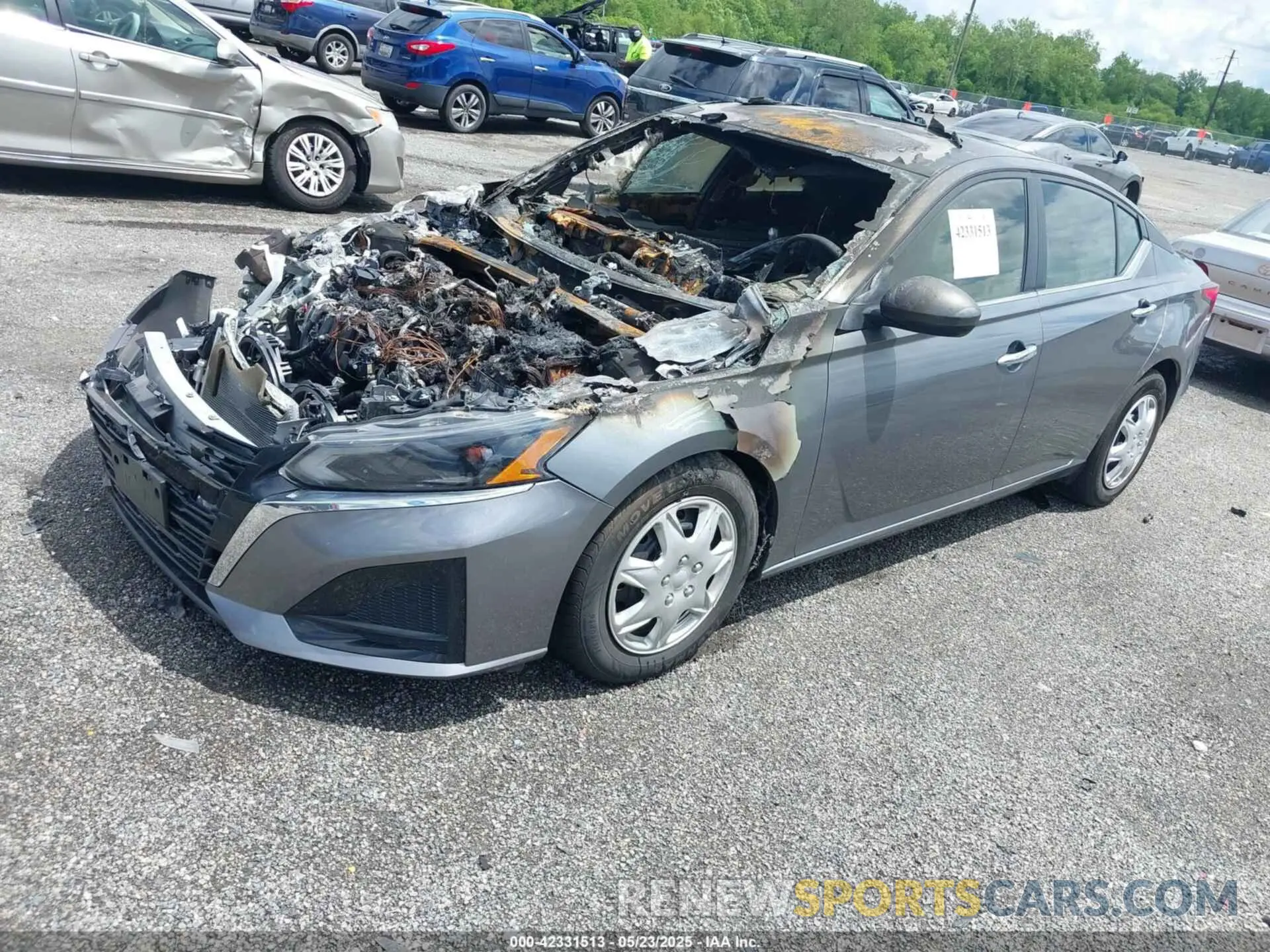2 fotografías del automóvil dañado 1N4BL4BV9PN347300 NISSAN ALTIMA 2023