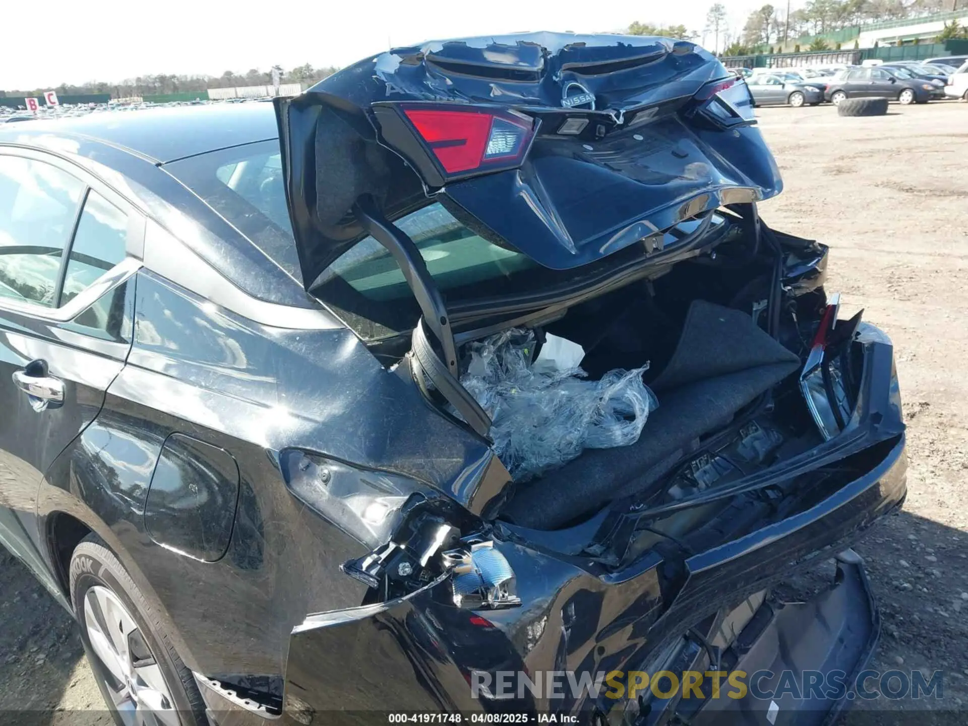 17 fotografías del automóvil dañado 1N4BL4BVXPN420528 NISSAN ALTIMA 2023