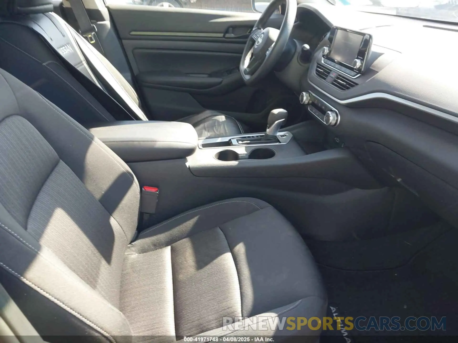5 fotografías del automóvil dañado 1N4BL4BVXPN420528 NISSAN ALTIMA 2023