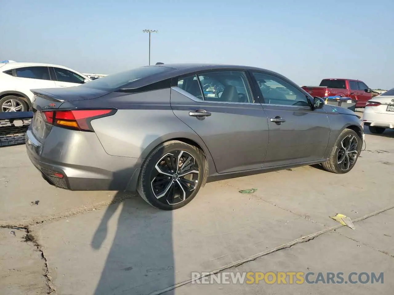3 fotografías del automóvil dañado 1N4BL4CV0PN322395 NISSAN ALTIMA 2023