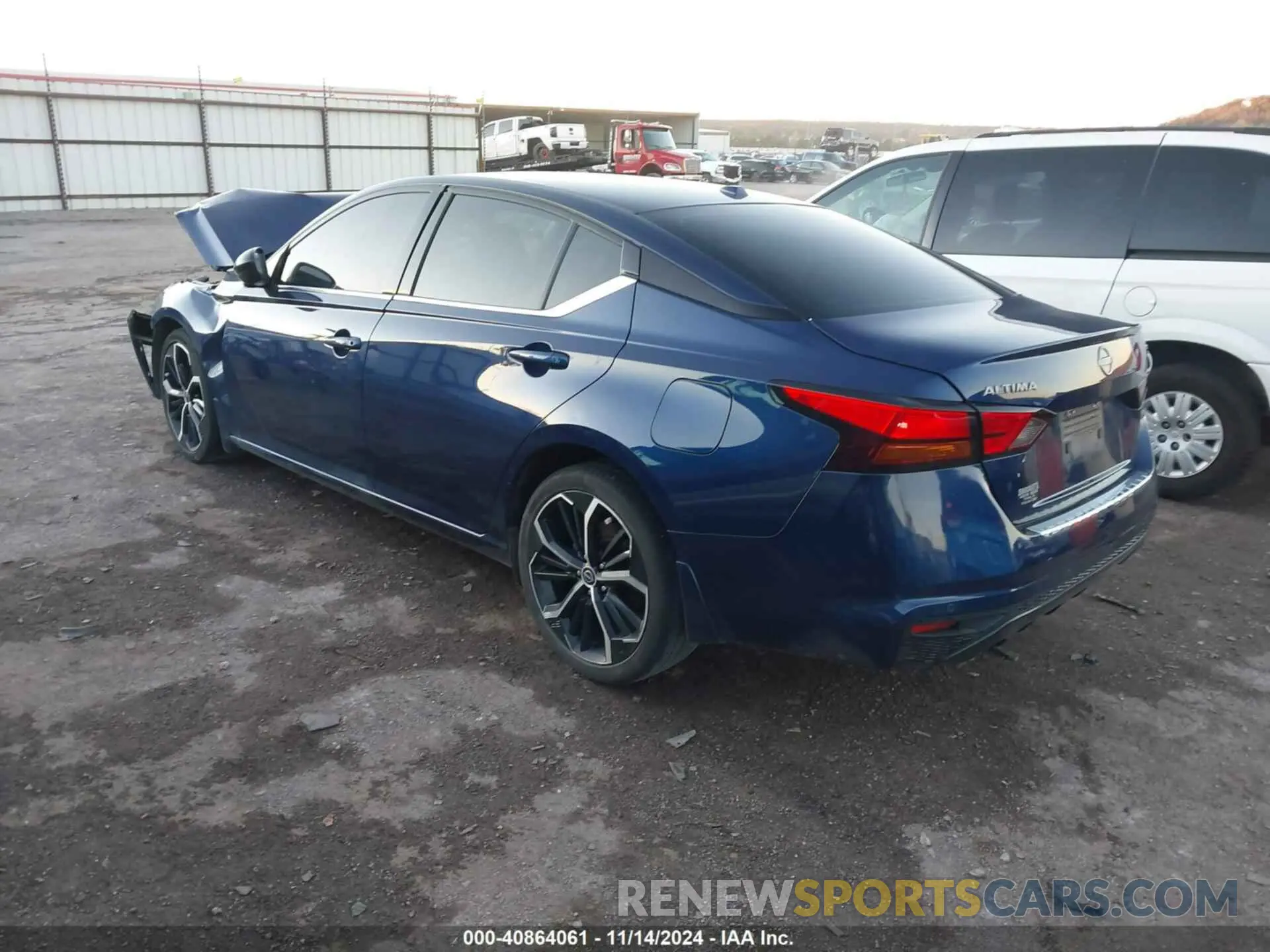3 fotografías del automóvil dañado 1N4BL4CV0PN333591 NISSAN ALTIMA 2023