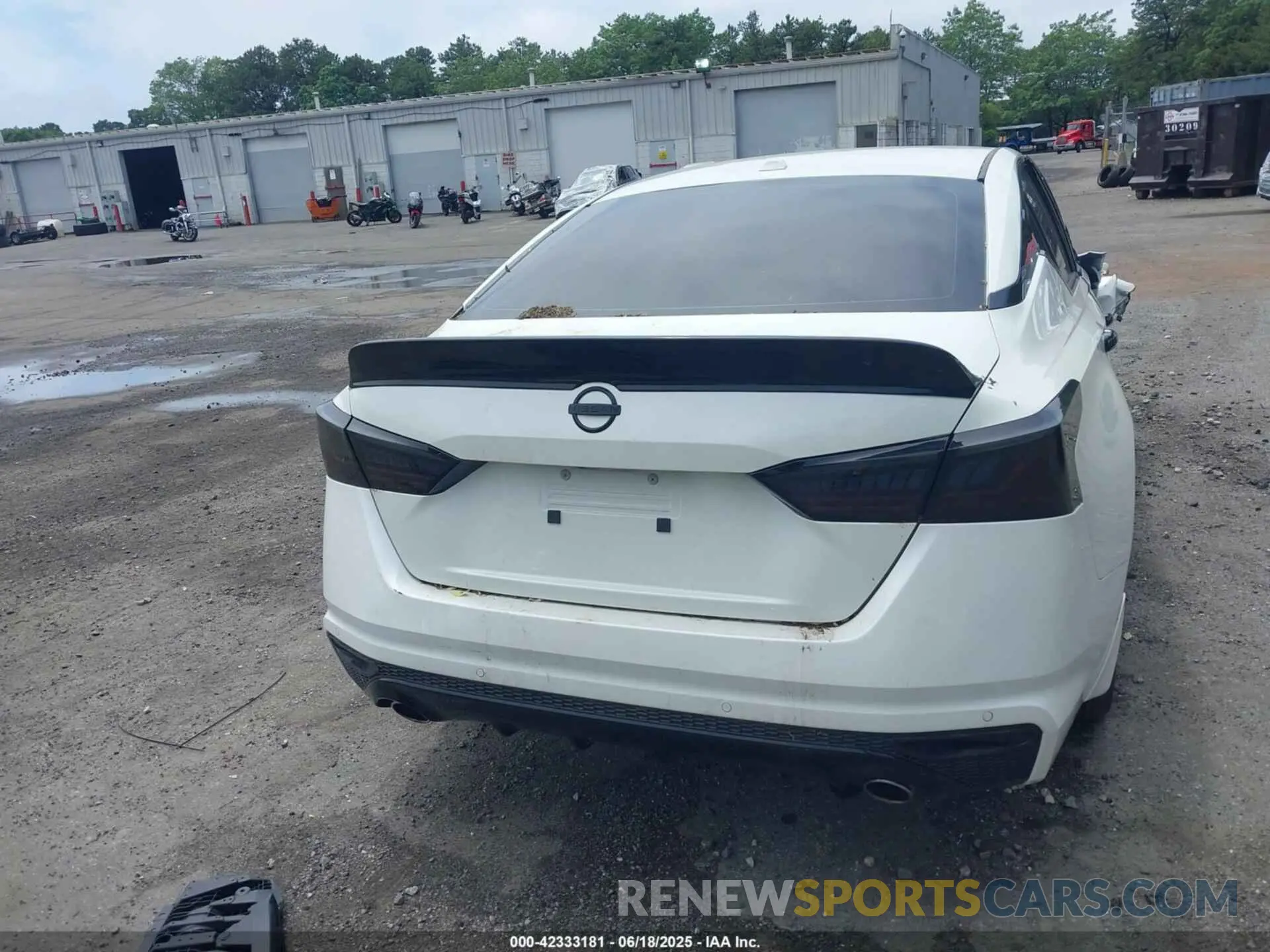 16 fotografías del automóvil dañado 1N4BL4CV0PN389692 NISSAN ALTIMA 2023