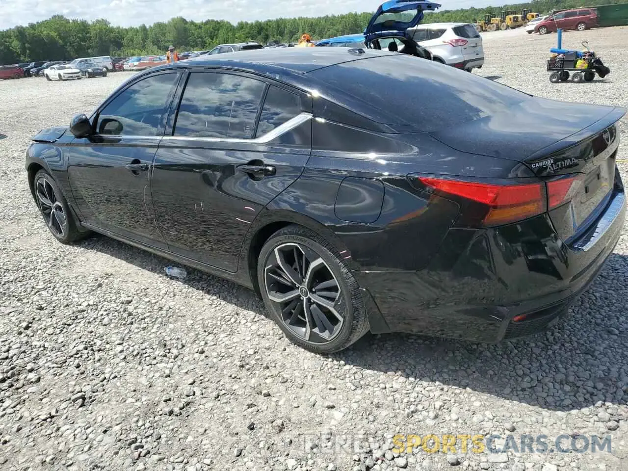 2 fotografías del automóvil dañado 1N4BL4CV1PN316766 NISSAN ALTIMA 2023