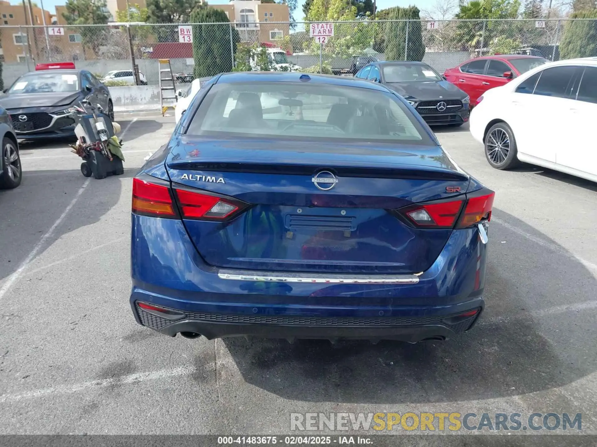 17 fotografías del automóvil dañado 1N4BL4CV2PN376362 NISSAN ALTIMA 2023