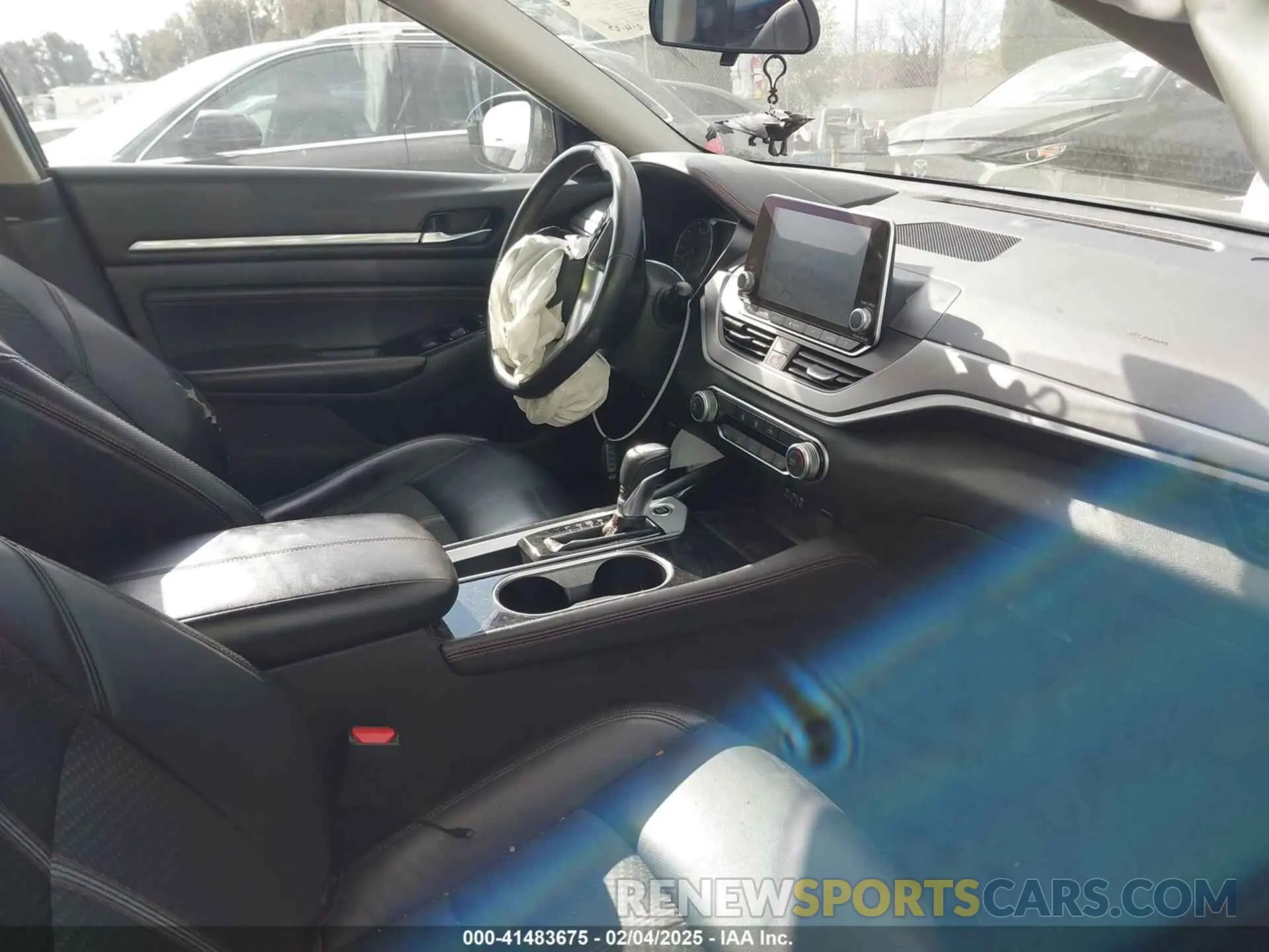 5 fotografías del automóvil dañado 1N4BL4CV2PN376362 NISSAN ALTIMA 2023