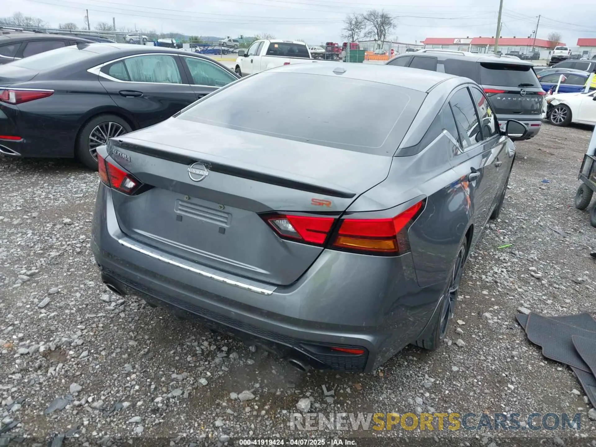 4 fotografías del automóvil dañado 1N4BL4CV2PN406086 NISSAN ALTIMA 2023