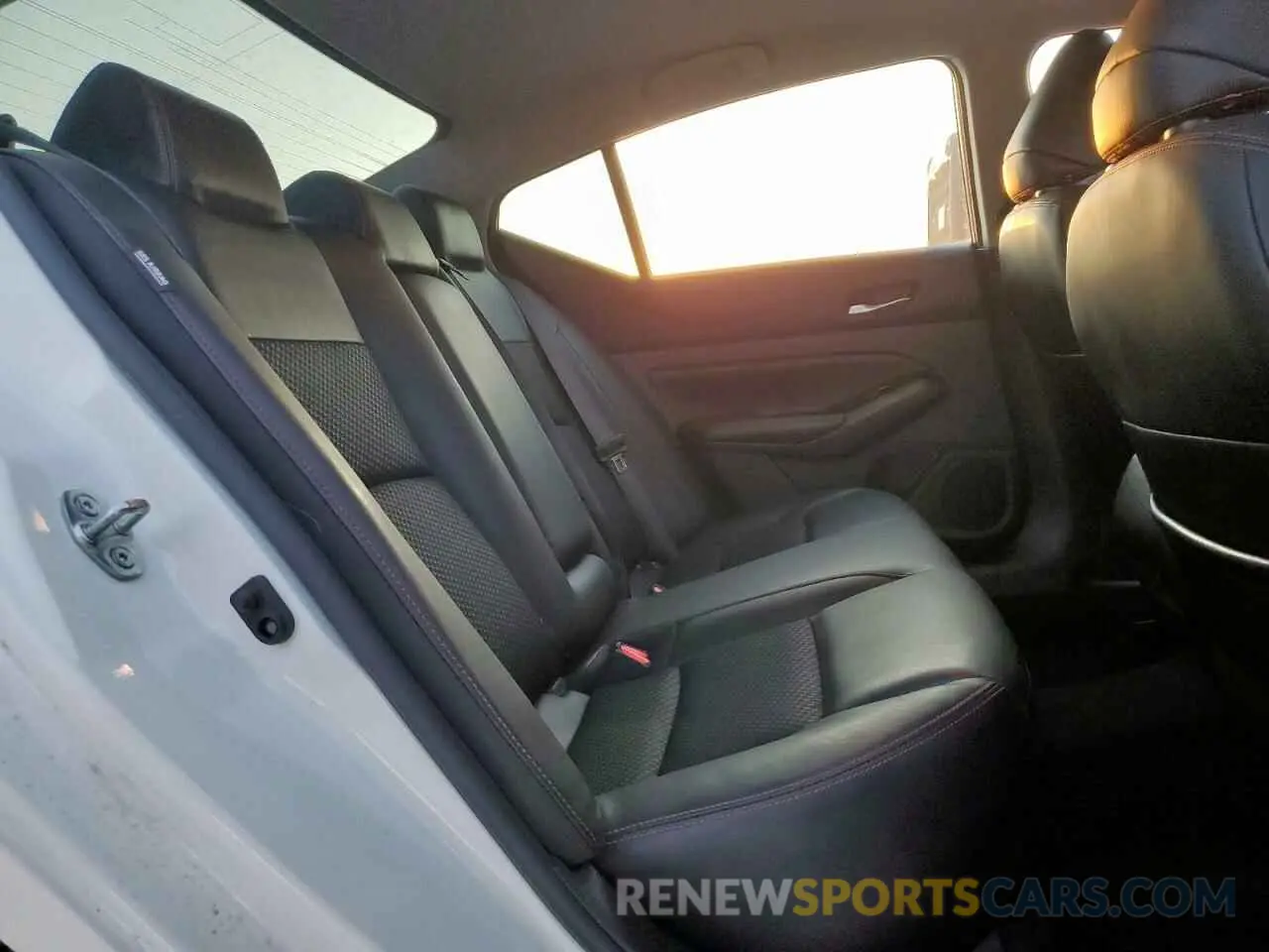 11 fotografías del automóvil dañado 1N4BL4CV3PN407442 NISSAN ALTIMA 2023