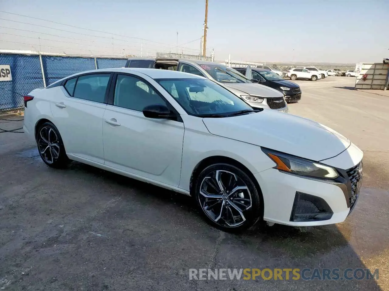 4 fotografías del automóvil dañado 1N4BL4CV4PN386004 NISSAN ALTIMA 2023