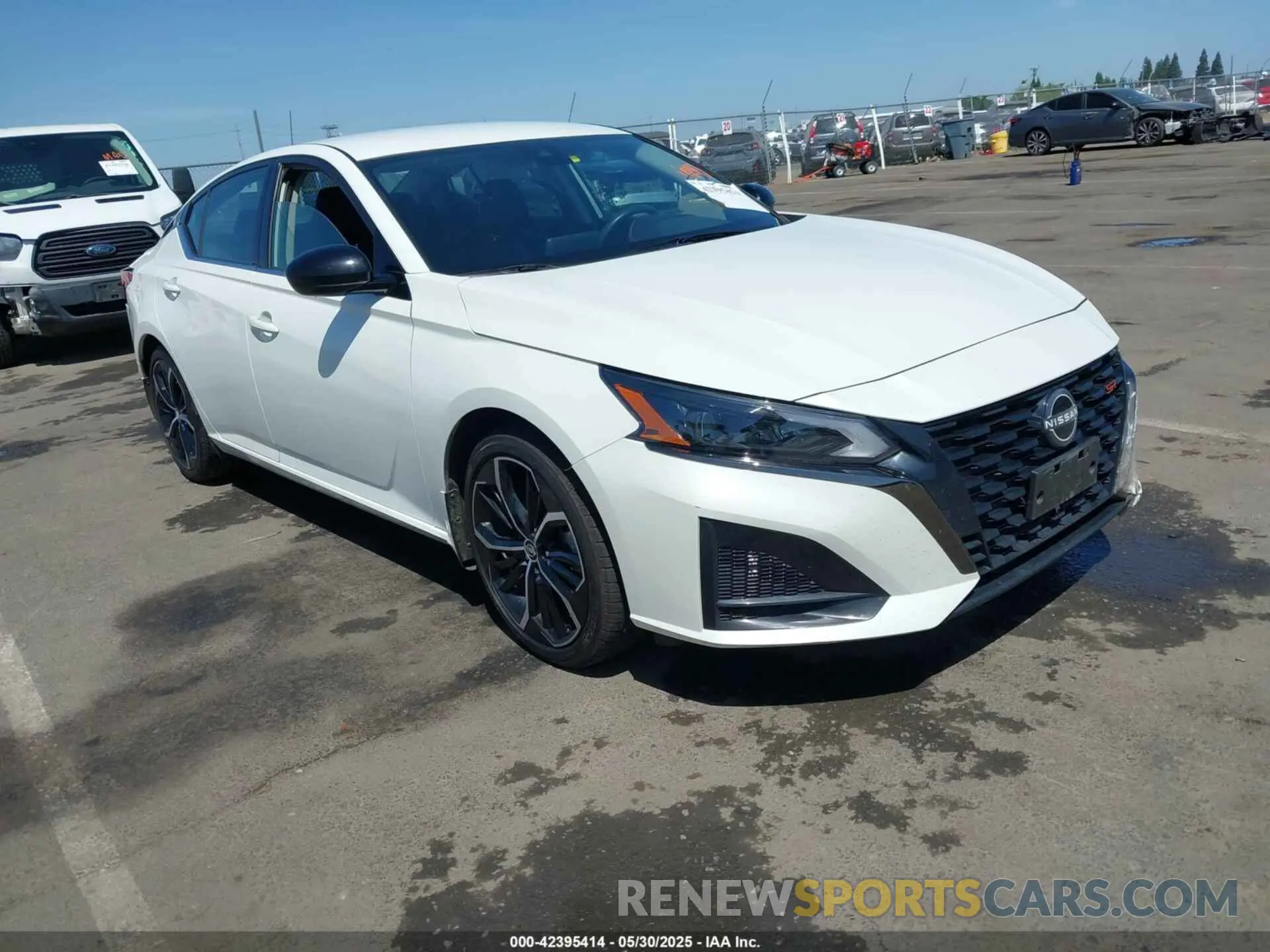 1 fotografías del automóvil dañado 1N4BL4CV5PN307942 NISSAN ALTIMA 2023