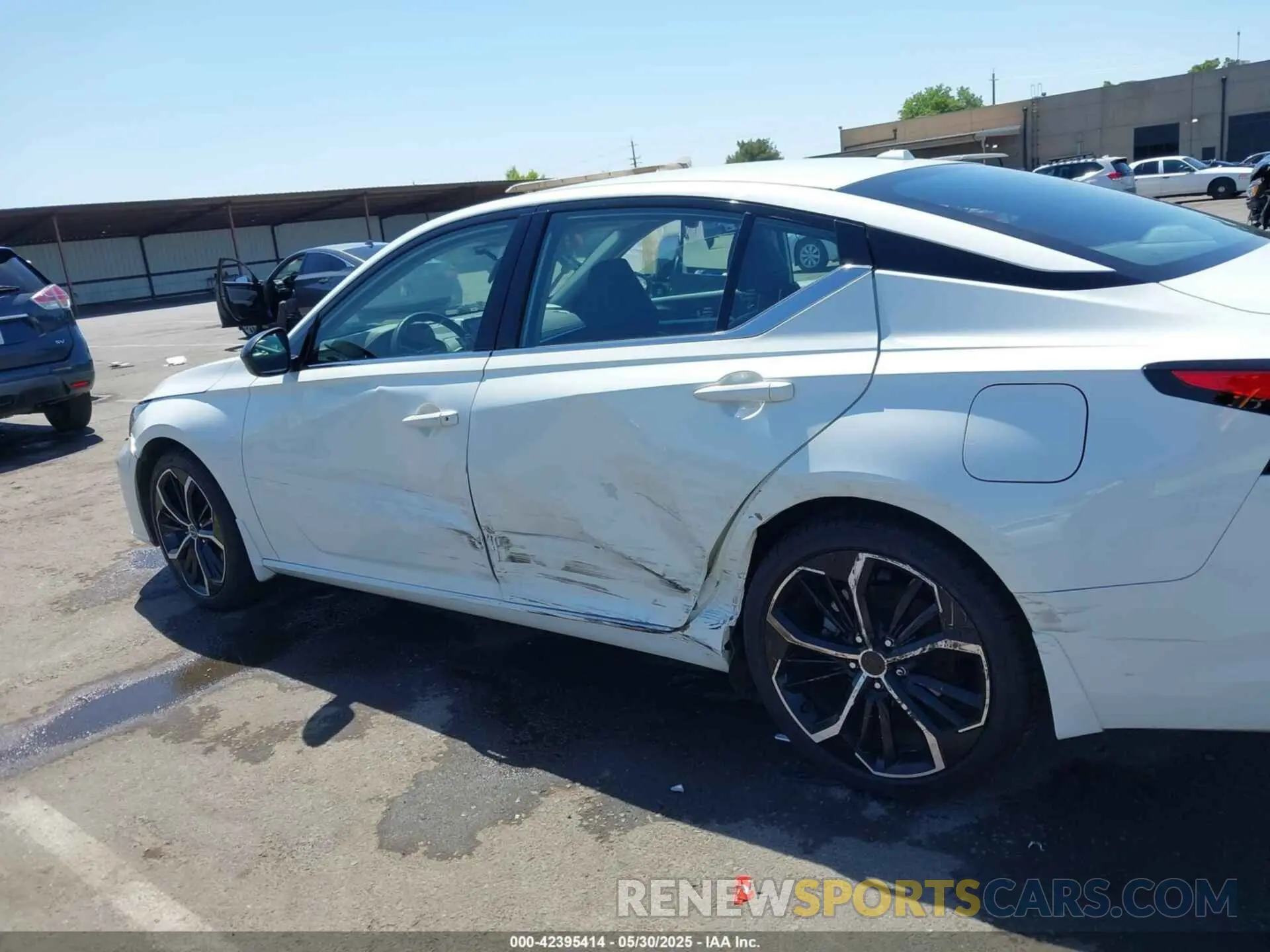 6 fotografías del automóvil dañado 1N4BL4CV5PN307942 NISSAN ALTIMA 2023