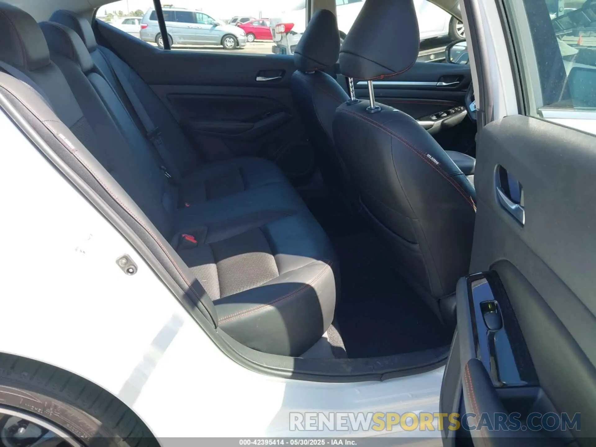8 fotografías del automóvil dañado 1N4BL4CV5PN307942 NISSAN ALTIMA 2023